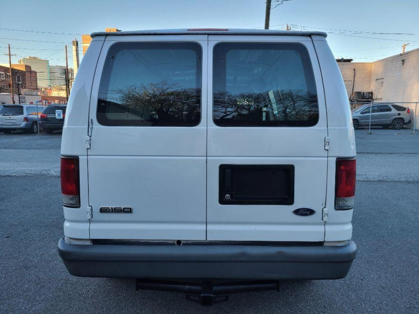 2006 Ford Econoline Van Commercial photo 8