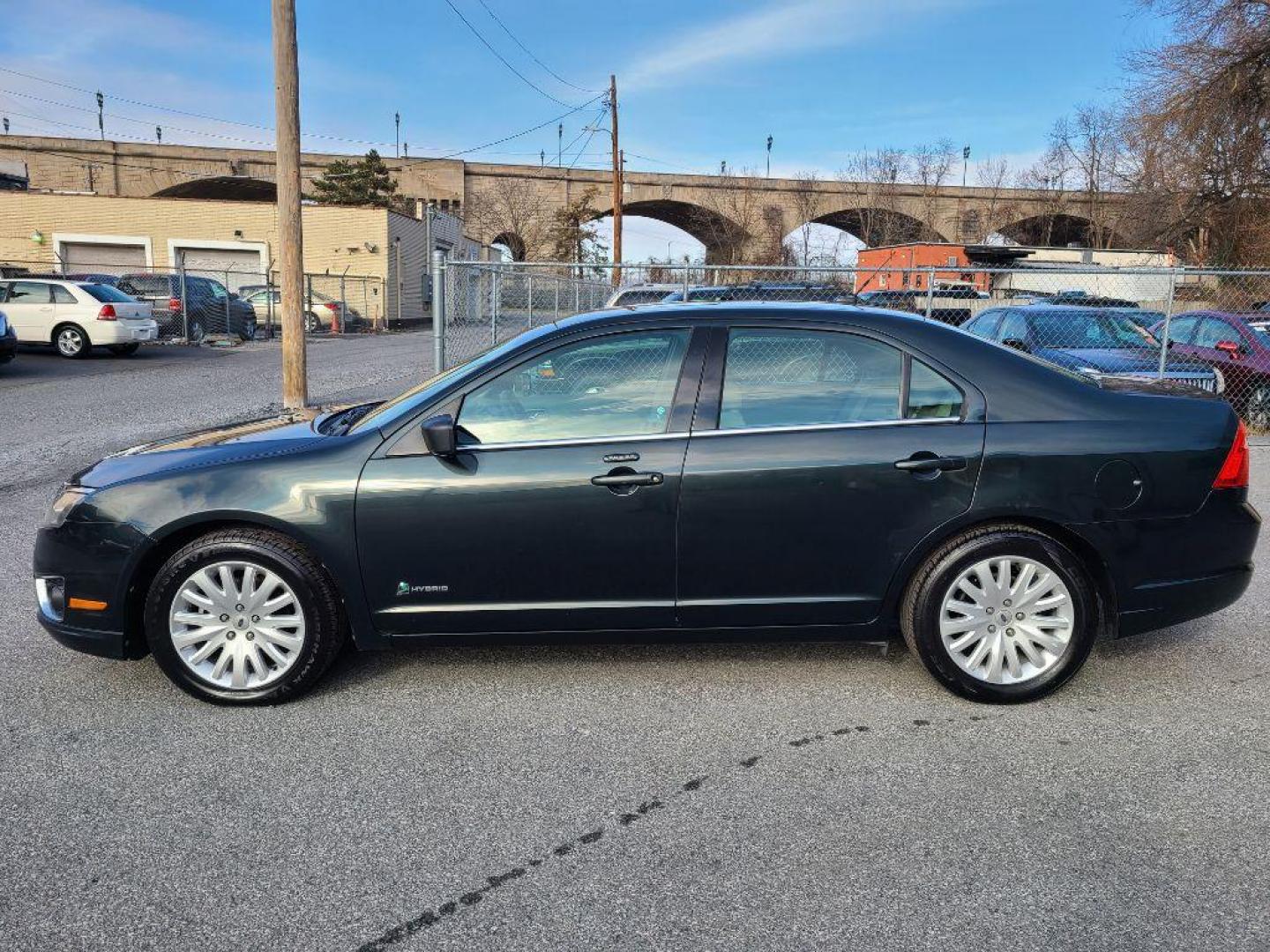 2010 Ford Fusion Hybrid photo 4