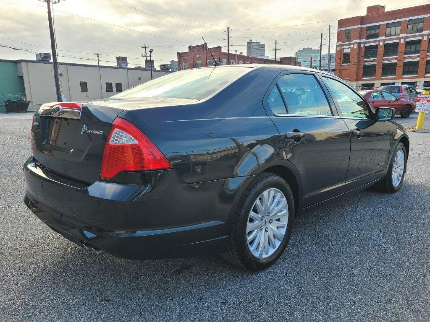 2010 Ford Fusion Hybrid photo 10