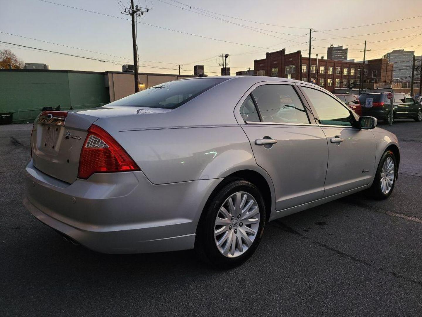 2010 Ford Fusion Hybrid photo 10