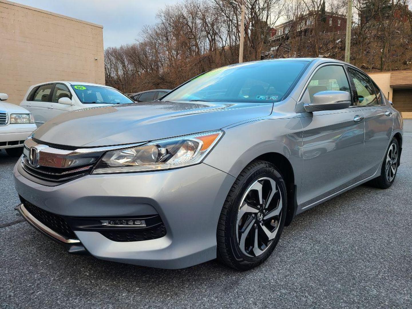 2016 Honda Accord EX-L V-6 photo 2