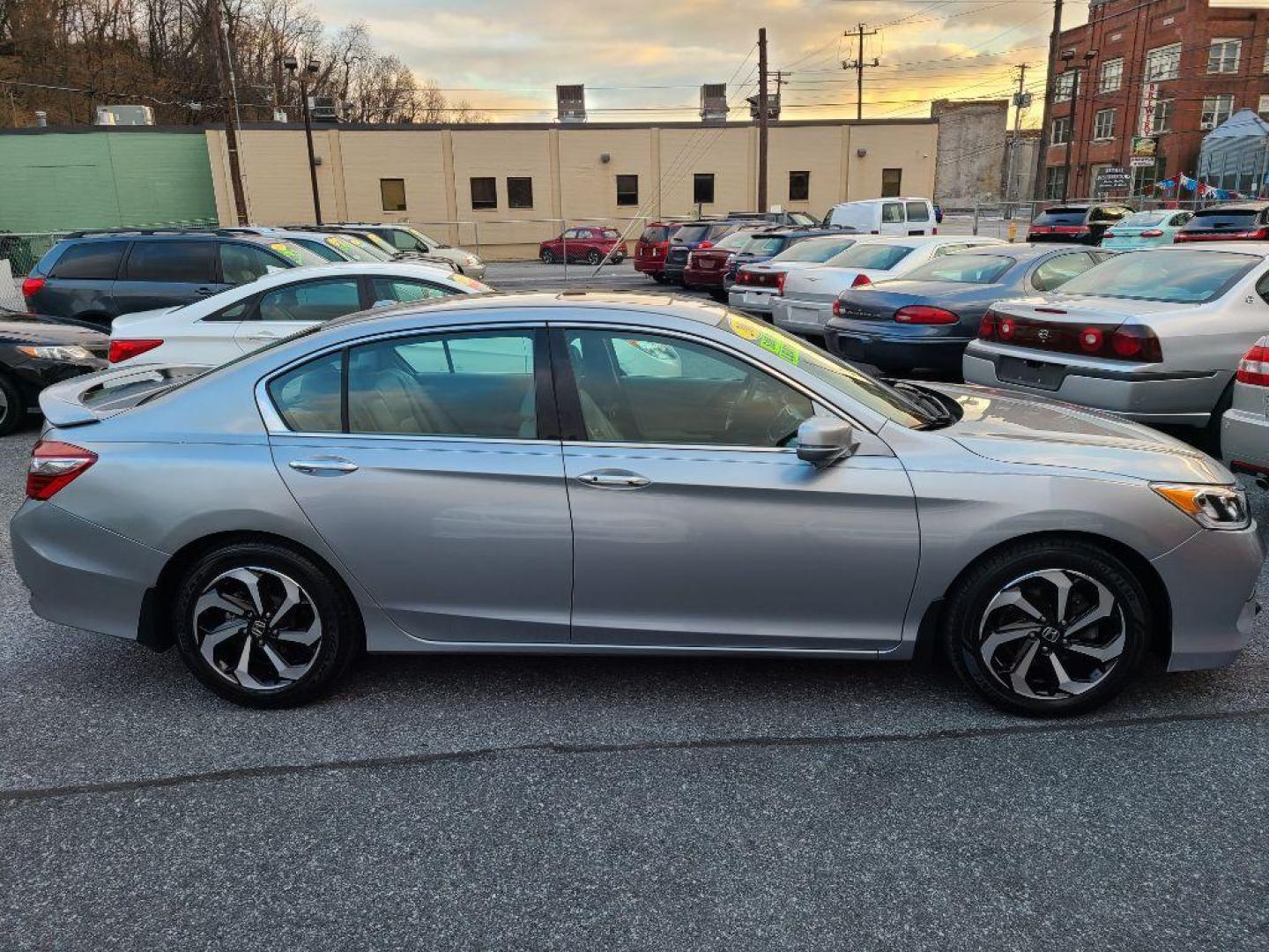 2016 Honda Accord EX-L V-6 photo 12