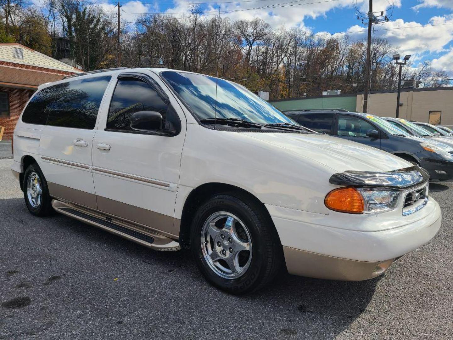 1998 WHITE FORD WINDSTAR WAGON (2FMDA5143WB) with an 3.8L engine, Automatic transmission, located at 117 North Cameron Street, Harrisburg, PA, 17101, (717) 963-8962, 40.267021, -76.875351 - WE FINANCE!!! Good Credit/ Bad Credit/ No Credit - ALL Trade-Ins Welcomed!!! ***Guaranteed Credit Approval*** APPLY ONLINE or CALL us TODAY ;) Internet Prices and Marketplace Prices are SPECIAL discounted ***CASH DEALS*** Retail Prices are higher. Please call us to discuss your cash and finan - Photo#7