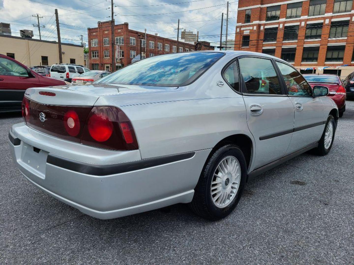 2000 SILVER CHEVROLET IMPALA SEDAN (2G1WF55K4Y9) with an 3.8L engine, Automatic transmission, located at 117 North Cameron Street, Harrisburg, PA, 17101, (717) 963-8962, 40.267021, -76.875351 - WE FINANCE!!! Good Credit/ Bad Credit/ No Credit - ALL Trade-Ins Welcomed!!! ***Guaranteed Credit Approval*** APPLY ONLINE or CALL us TODAY ;) Internet Prices and Marketplace Prices are SPECIAL discounted ***CASH DEALS*** Retail Prices are higher. Please call us to discuss your cash and finan - Photo#4