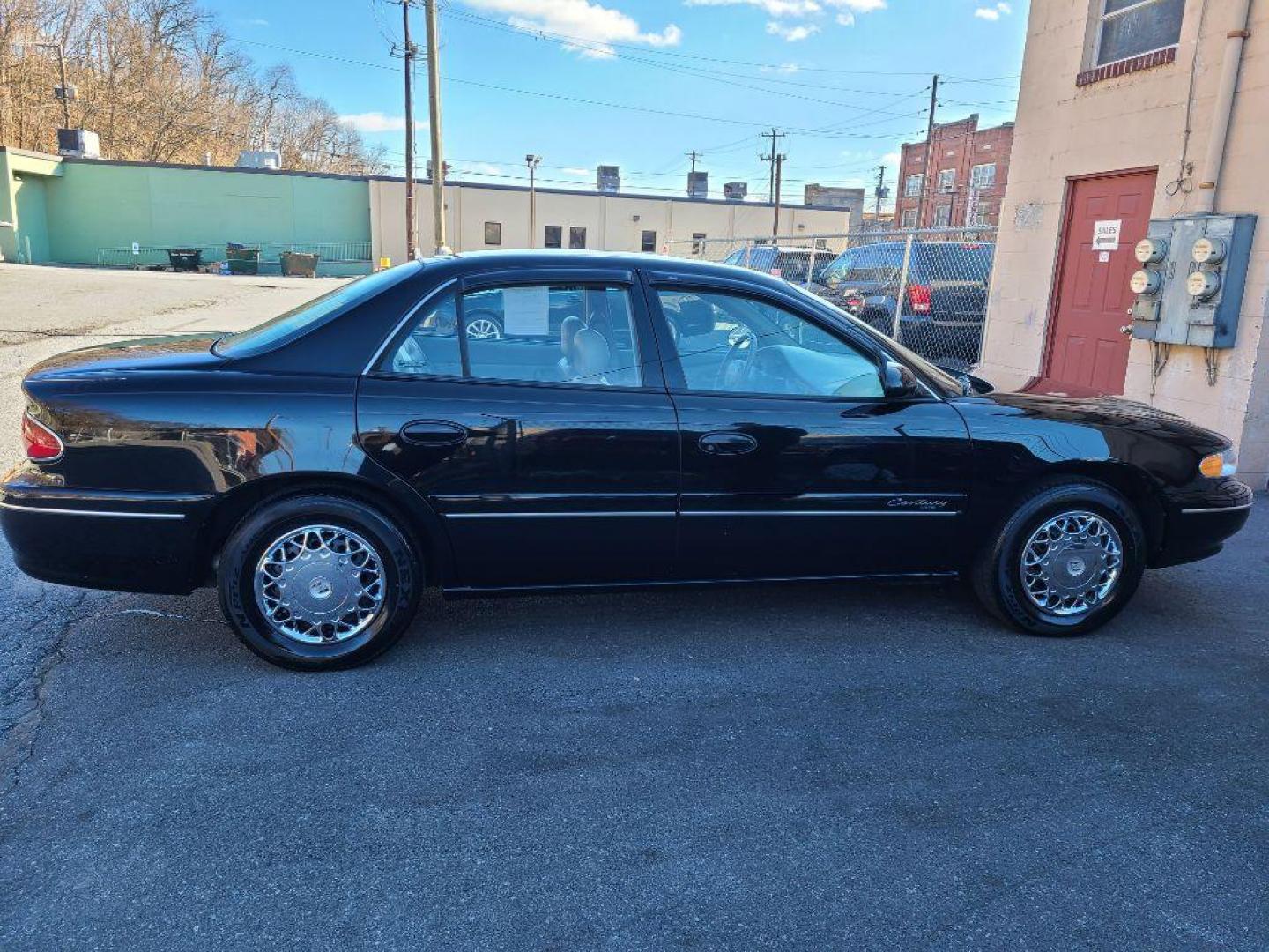 2001 BLACK BUICK CENTURY LIMITED (2G4WY55J211) with an 3.1L engine, Automatic transmission, located at 117 North Cameron Street, Harrisburg, PA, 17101, (717) 963-8962, 40.267021, -76.875351 - WE FINANCE!!! Good Credit/ Bad Credit/ No Credit - ALL Trade-Ins Welcomed!!! ***Guaranteed Credit Approval*** APPLY ONLINE or CALL us TODAY ;) Internet Prices and Marketplace Prices are SPECIAL discounted ***CASH DEALS*** Retail Prices are higher. Please call us to discuss your cash and finan - Photo#3