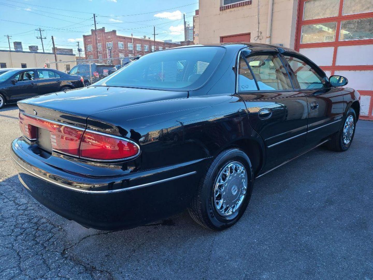 2001 BLACK BUICK CENTURY LIMITED (2G4WY55J211) with an 3.1L engine, Automatic transmission, located at 117 North Cameron Street, Harrisburg, PA, 17101, (717) 963-8962, 40.267021, -76.875351 - WE FINANCE!!! Good Credit/ Bad Credit/ No Credit - ALL Trade-Ins Welcomed!!! ***Guaranteed Credit Approval*** APPLY ONLINE or CALL us TODAY ;) Internet Prices and Marketplace Prices are SPECIAL discounted ***CASH DEALS*** Retail Prices are higher. Please call us to discuss your cash and finan - Photo#4