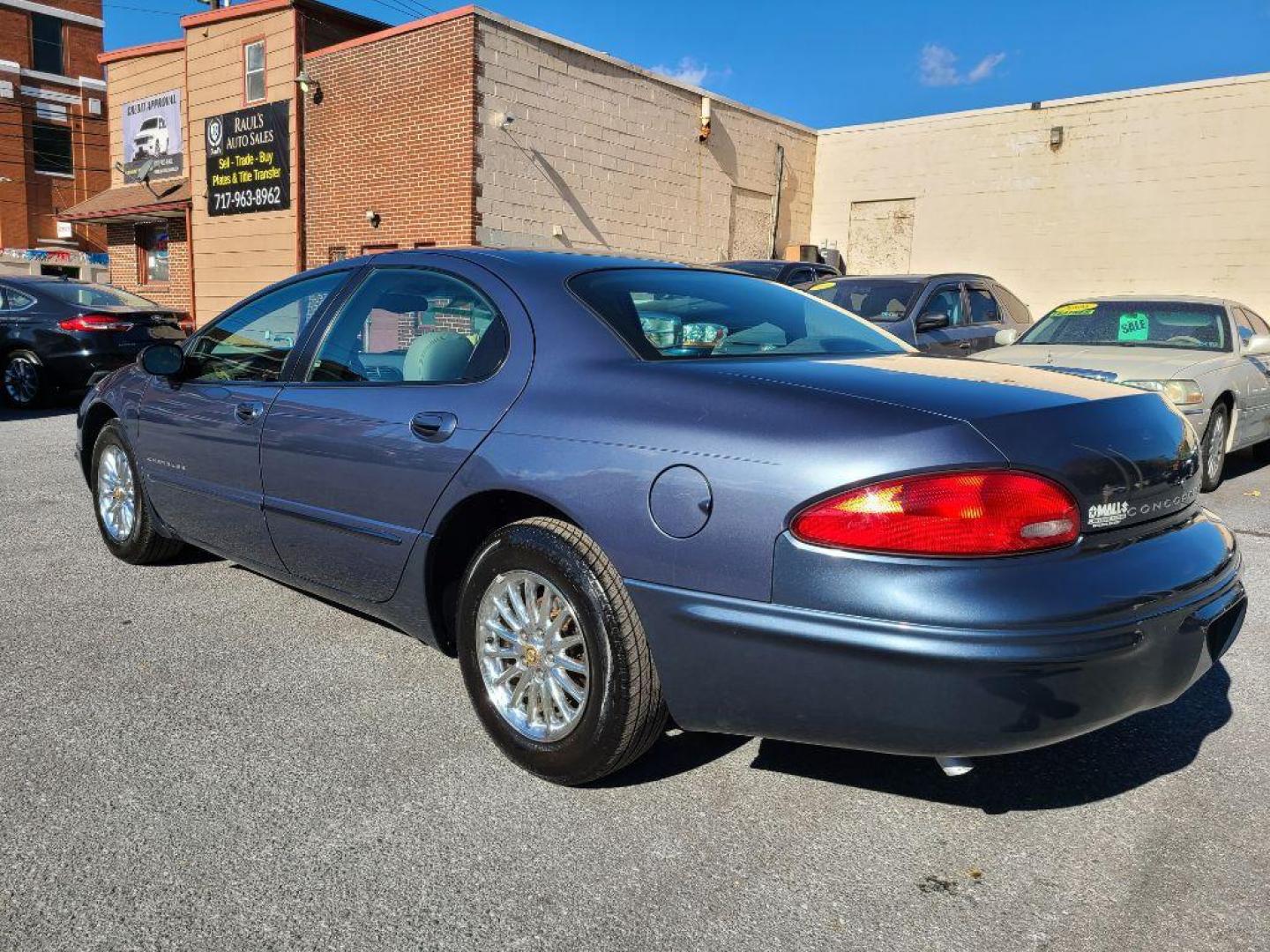 2001 BLUE CHRYSLER CONCORDE LXI (2C3AD36J71H) with an 3.2L engine, Automatic transmission, located at 117 North Cameron Street, Harrisburg, PA, 17101, (717) 963-8962, 40.267021, -76.875351 - Photo#2