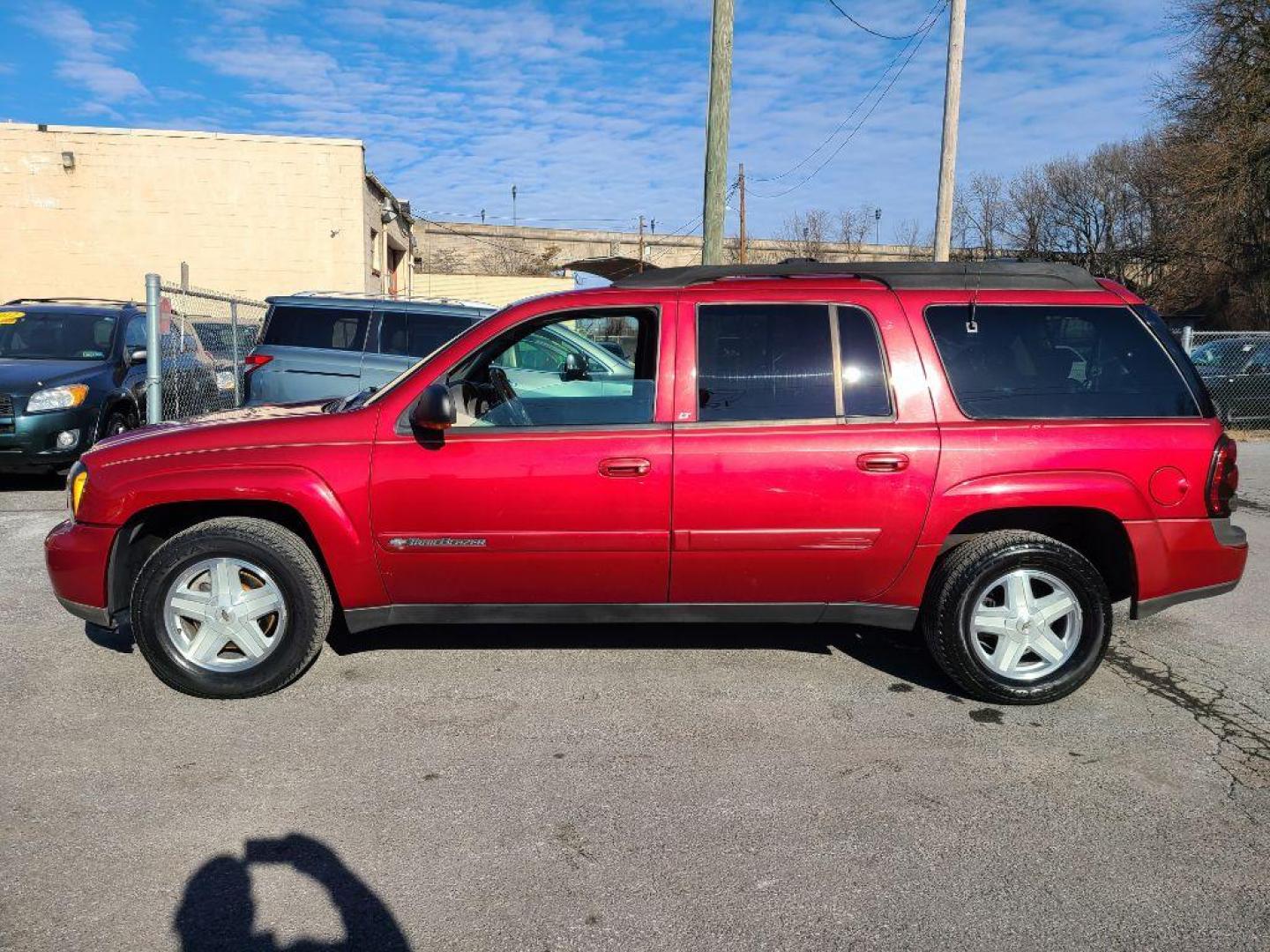 2002 RED CHEVROLET TRAILBLAZER LT EXT (1GNET16S526) with an 4.2L engine, Automatic transmission, located at 117 North Cameron Street, Harrisburg, PA, 17101, (717) 963-8962, 40.267021, -76.875351 - WE FINANCE!!! Good Credit/ Bad Credit/ No Credit - ALL Trade-Ins Welcomed!!! ***Guaranteed Credit Approval*** APPLY ONLINE or CALL us TODAY ;) Internet Prices and Marketplace Prices are SPECIAL discounted ***CASH DEALS*** Retail Prices are higher. Please call us to discuss your cash and finan - Photo#1