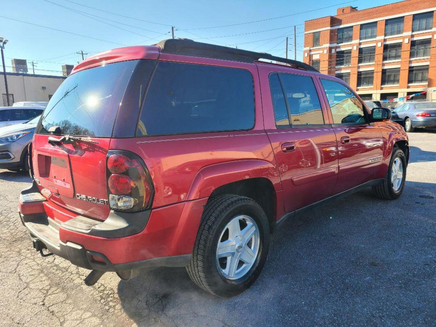 2002 RED CHEVROLET TRAILBLAZER LT EXT (1GNET16S526) with an 4.2L engine, Automatic transmission, located at 117 North Cameron Street, Harrisburg, PA, 17101, (717) 963-8962, 40.267021, -76.875351 - WE FINANCE!!! Good Credit/ Bad Credit/ No Credit - ALL Trade-Ins Welcomed!!! ***Guaranteed Credit Approval*** APPLY ONLINE or CALL us TODAY ;) Internet Prices and Marketplace Prices are SPECIAL discounted ***CASH DEALS*** Retail Prices are higher. Please call us to discuss your cash and finan - Photo#4