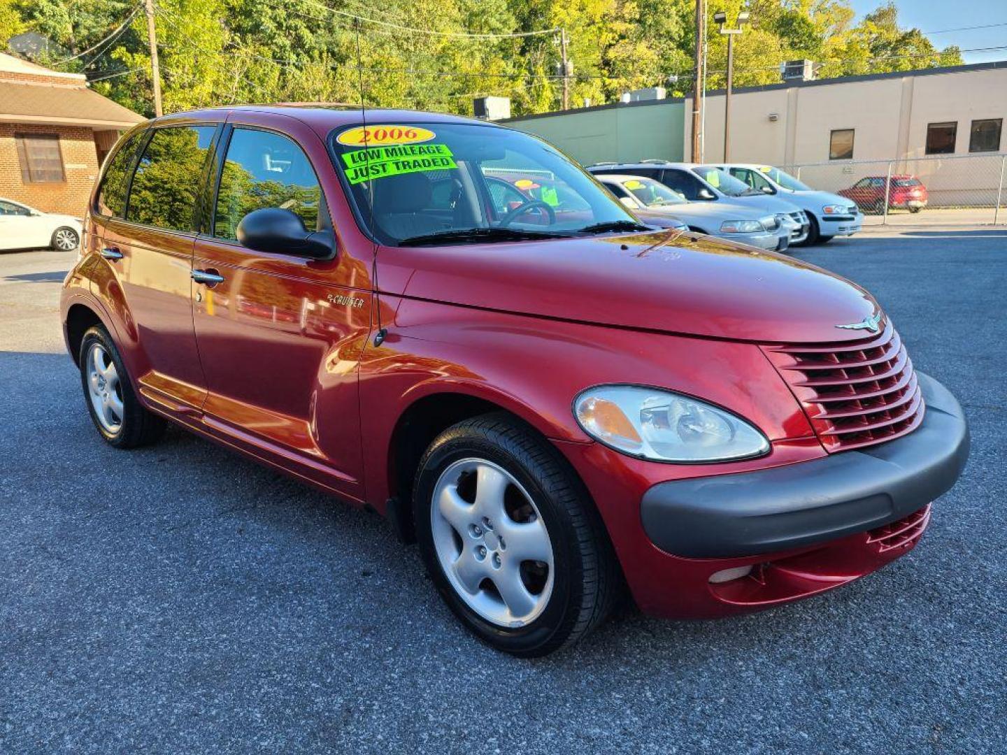 2002 RED CHRYSLER PT CRUISER TOURING (3C4FY58B52T) with an 2.4L engine, Automatic transmission, located at 117 North Cameron Street, Harrisburg, PA, 17101, (717) 963-8962, 40.267021, -76.875351 - WE FINANCE!!! Good Credit/ Bad Credit/ No Credit - ALL Trade-Ins Welcomed!!! ***Guaranteed Credit Approval*** APPLY ONLINE or CALL us TODAY ;) Internet Prices and Marketplace Prices are SPECIAL discounted ***CASH DEALS*** Retail Prices are higher. Please call us to discuss your cash and finan - Photo#6