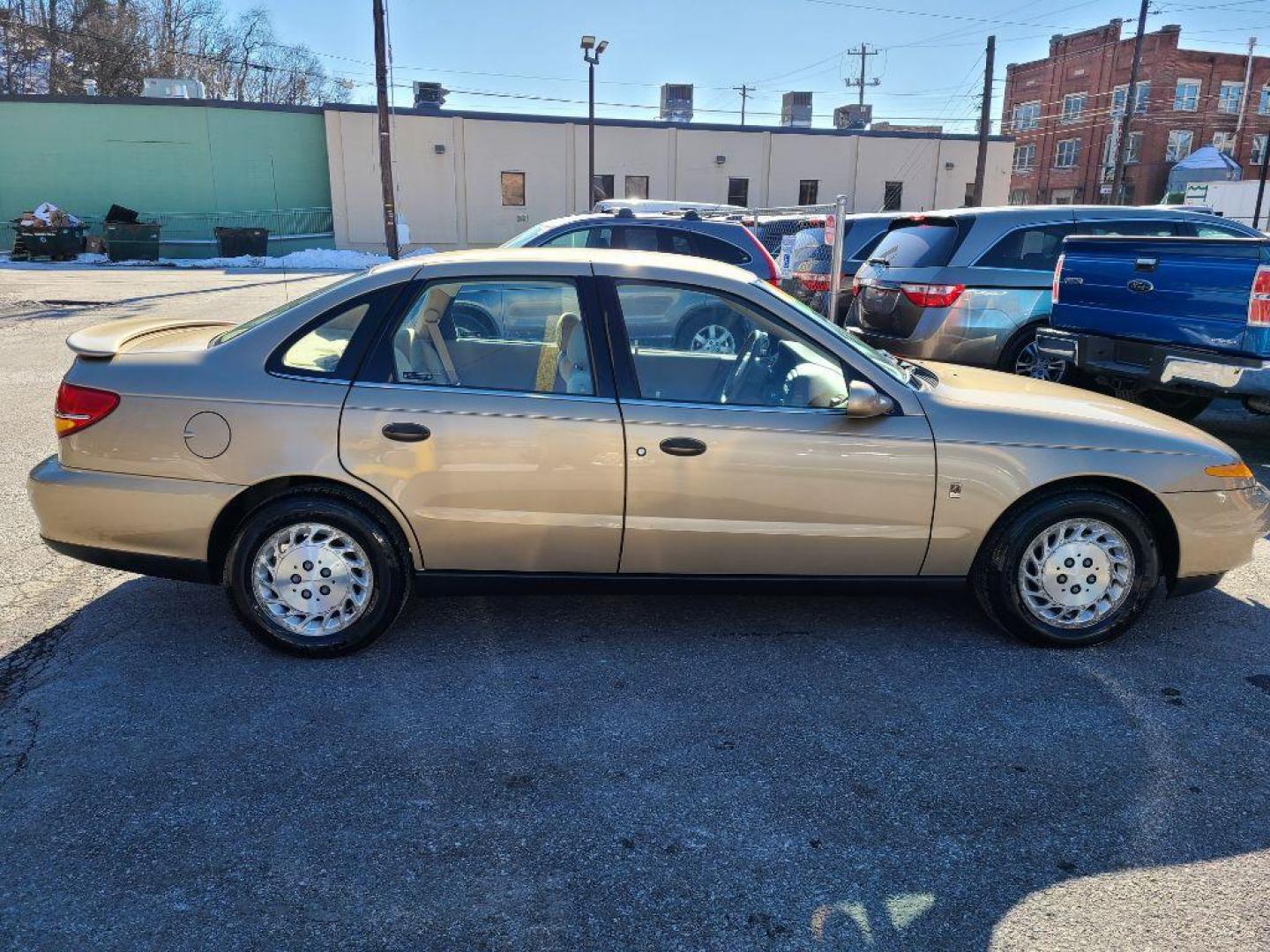 2002 GOLD SATURN L100 SEDAN (1G8JS54F72Y) with an 2.2L engine, Automatic transmission, located at 117 North Cameron Street, Harrisburg, PA, 17101, (717) 963-8962, 40.267021, -76.875351 - WE FINANCE!!! Good Credit/ Bad Credit/ No Credit - ALL Trade-Ins Welcomed!!! ***Guaranteed Credit Approval*** APPLY ONLINE or CALL us TODAY ;) Internet Prices and Marketplace Prices are SPECIAL discounted ***CASH DEALS*** Retail Prices are higher. Please call us to discuss your cash and finan - Photo#5