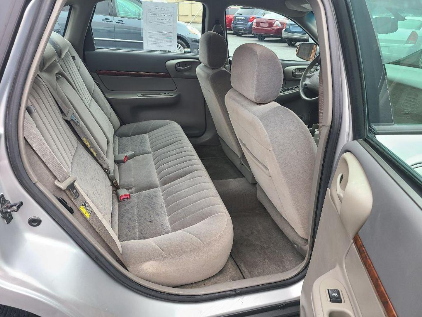 2003 SILVER CHEVROLET IMPALA SDN (2G1WF52E939) with an 3.4L engine, Automatic transmission, located at 117 North Cameron Street, Harrisburg, PA, 17101, (717) 963-8962, 40.267021, -76.875351 - WE FINANCE!!! Good Credit/ Bad Credit/ No Credit - ALL Trade-Ins Welcomed!!! ***Guaranteed Credit Approval*** APPLY ONLINE or CALL us TODAY ;) Internet Prices and Marketplace Prices are SPECIAL discounted ***CASH DEALS*** Retail Prices are higher. Please call us to discuss your cash and finan - Photo#10