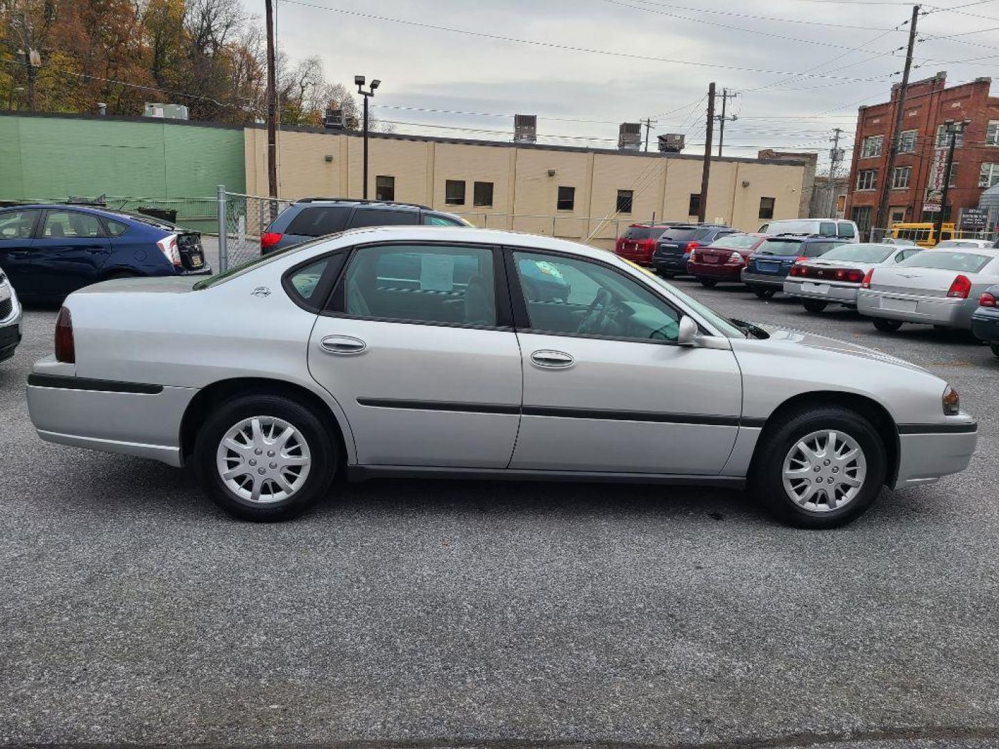 2003 SILVER CHEVROLET IMPALA SDN (2G1WF52E939) with an 3.4L engine, Automatic transmission, located at 117 North Cameron Street, Harrisburg, PA, 17101, (717) 963-8962, 40.267021, -76.875351 - WE FINANCE!!! Good Credit/ Bad Credit/ No Credit - ALL Trade-Ins Welcomed!!! ***Guaranteed Credit Approval*** APPLY ONLINE or CALL us TODAY ;) Internet Prices and Marketplace Prices are SPECIAL discounted ***CASH DEALS*** Retail Prices are higher. Please call us to discuss your cash and finan - Photo#5