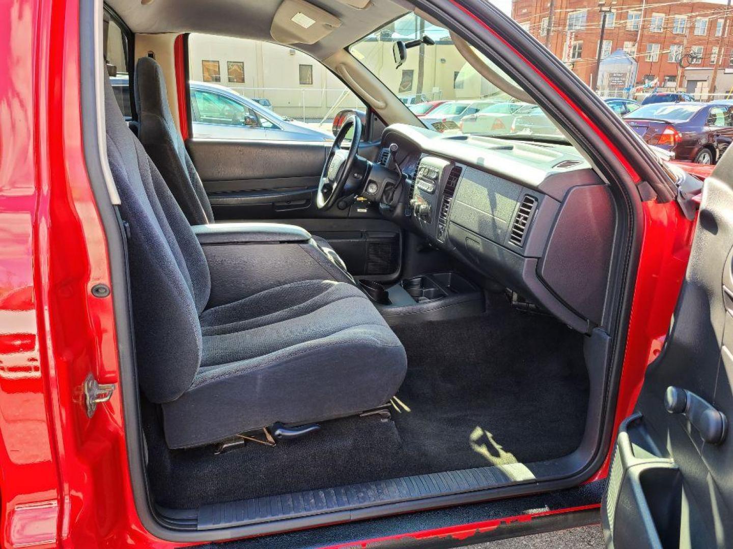 2003 RED DODGE DAKOTA SXT (1D7GG16X23S) with an 3.9L engine, Automatic transmission, located at 117 North Cameron Street, Harrisburg, PA, 17101, (717) 963-8962, 40.267021, -76.875351 - WE FINANCE!!! Good Credit/ Bad Credit/ No Credit - ALL Trade-Ins Welcomed!!! ***Guaranteed Credit Approval*** APPLY ONLINE or CALL us TODAY ;) Internet Prices and Marketplace Prices are SPECIAL discounted ***CASH DEALS*** Retail Prices are higher. Please call us to discuss your cash and finan - Photo#8