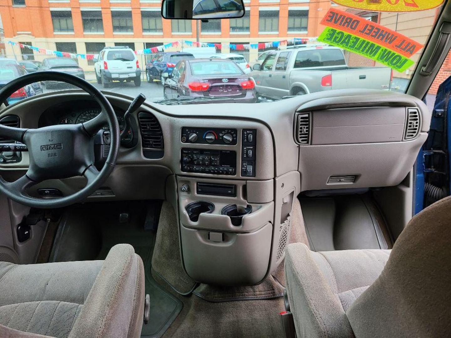 2003 BLUE GMC SAFARI XT (1GKEL19XX3B) with an 4.3L engine, Automatic transmission, located at 117 North Cameron Street, Harrisburg, PA, 17101, (717) 963-8962, 40.267021, -76.875351 - WE FINANCE!!! Good Credit/ Bad Credit/ No Credit - ALL Trade-Ins Welcomed!!! ***Guaranteed Credit Approval*** APPLY ONLINE or CALL us TODAY ;) Internet Prices and Marketplace Prices are SPECIAL discounted ***CASH DEALS*** Retail Prices are higher. Please call us to discuss your cash and finan - Photo#9