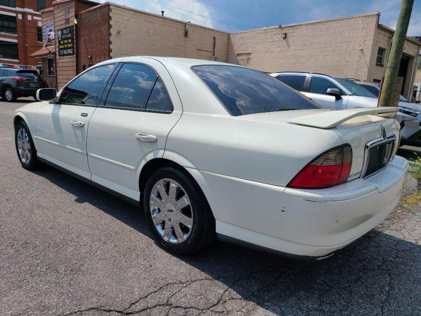 2003 PEARL LINCOLN LS (1LNHM87A93Y) with an 3.9L engine, Automatic transmission, located at 117 North Cameron Street, Harrisburg, PA, 17101, (717) 963-8962, 40.267021, -76.875351 - WE FINANCE!!! Good Credit/ Bad Credit/ No Credit - ALL Trade-Ins Welcomed!!! ***Guaranteed Credit Approval*** APPLY ONLINE or CALL us TODAY ;) Internet Prices and Marketplace Prices are SPECIAL discounted ***CASH DEALS*** Retail Prices are higher. Please call us to discuss your cash and finan - Photo#2