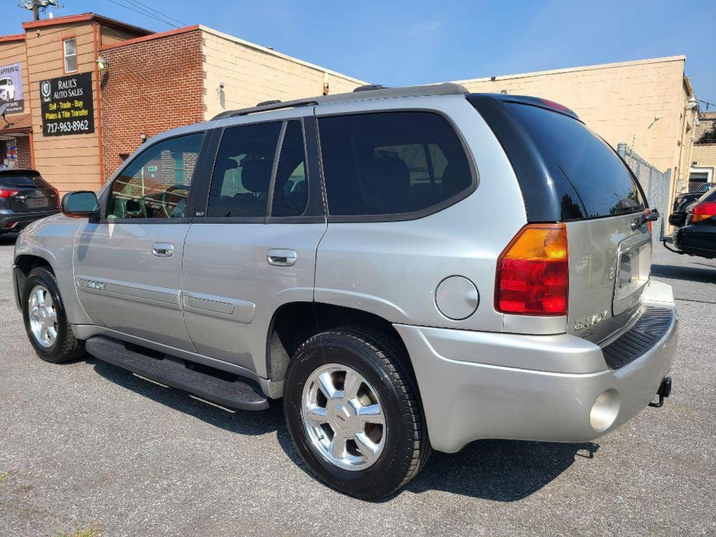 2004 SILVER GMC ENVOY SLT (1GKDT13S242) with an 4.2L engine, Automatic transmission, located at 117 North Cameron Street, Harrisburg, PA, 17101, (717) 963-8962, 40.267021, -76.875351 - WE FINANCE!!! Good Credit/ Bad Credit/ No Credit - ALL Trade-Ins Welcomed!!! ***Guaranteed Credit Approval*** APPLY ONLINE or CALL us TODAY ;) Internet Prices and Marketplace Prices are SPECIAL discounted ***CASH DEALS*** Retail Prices are higher. Please call us to discuss your cash and finan - Photo#2