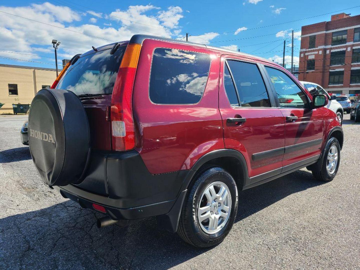 2004 RED HONDA CR-V EX (JHLRD78804C) with an 2.4L engine, Automatic transmission, located at 7981 Paxton Street, Harrisburg, PA, 17111, (717) 561-2926, 40.261490, -76.749229 - WE FINANCE!!! Good Credit/ Bad Credit/ No Credit - ALL Trade-Ins Welcomed!!! ***Guaranteed Credit Approval*** APPLY ONLINE or CALL us TODAY ;) Internet Prices and Marketplace Prices are SPECIAL discounted ***CASH DEALS*** Retail Prices are higher. Please call us to discuss your cash and finan - Photo#4