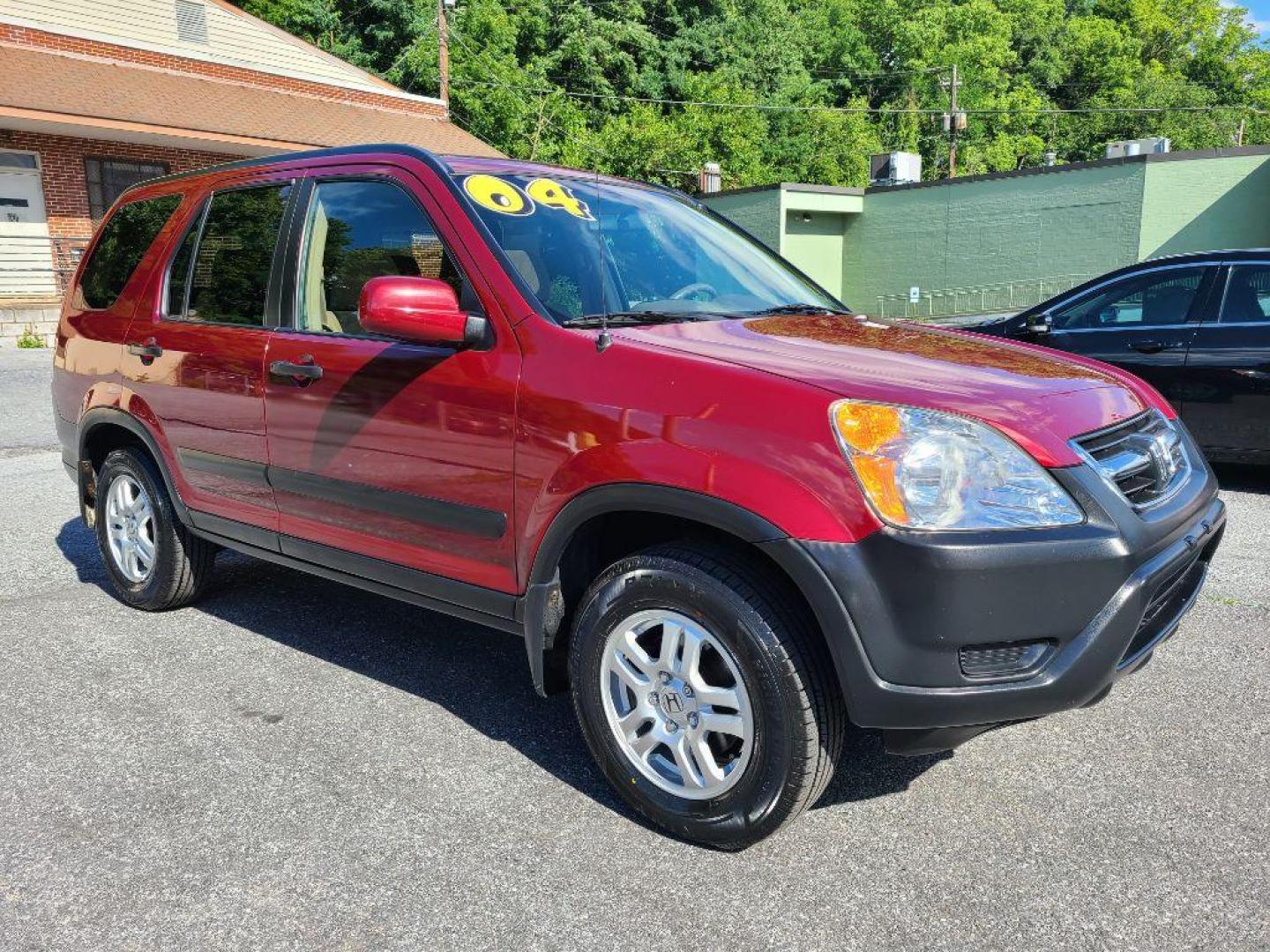 2004 RED HONDA CR-V EX (JHLRD78804C) with an 2.4L engine, Automatic transmission, located at 7981 Paxton Street, Harrisburg, PA, 17111, (717) 561-2926, 40.261490, -76.749229 - WE FINANCE!!! Good Credit/ Bad Credit/ No Credit - ALL Trade-Ins Welcomed!!! ***Guaranteed Credit Approval*** APPLY ONLINE or CALL us TODAY ;) Internet Prices and Marketplace Prices are SPECIAL discounted ***CASH DEALS*** Retail Prices are higher. Please call us to discuss your cash and finan - Photo#6