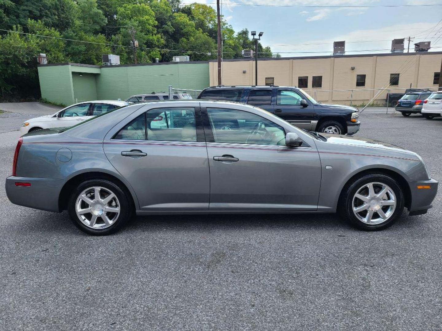 2005 SILVER CADILLAC STS sdn (1G6DC67A450) with an 4.6L engine, Automatic transmission, located at 117 North Cameron Street, Harrisburg, PA, 17101, (717) 963-8962, 40.267021, -76.875351 - WE FINANCE!!! Good Credit/ Bad Credit/ No Credit - ALL Trade-Ins Welcomed!!! ***Guaranteed Credit Approval*** APPLY ONLINE or CALL us TODAY ;) Internet Prices and Marketplace Prices are SPECIAL discounted ***CASH DEALS*** Retail Prices are higher. Please call us to discuss your cash and finan - Photo#5