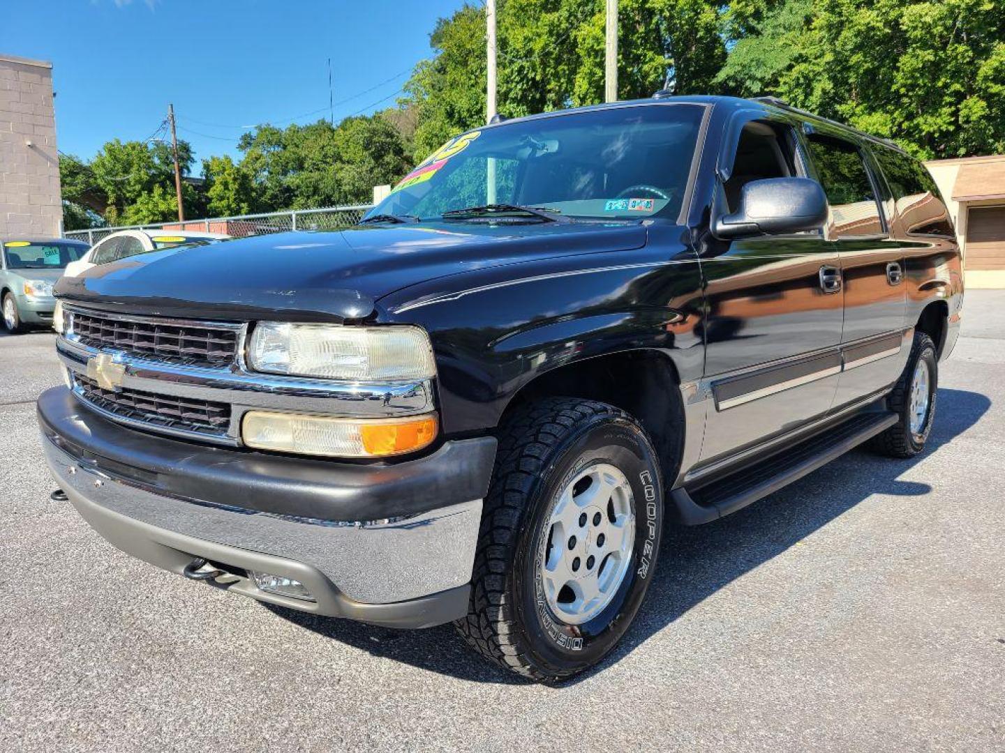 2005 BLUE CHEVROLET SUBURBAN 1500 (3GNFK16Z25G) with an 5.3L engine, Automatic transmission, located at 117 North Cameron Street, Harrisburg, PA, 17101, (717) 963-8962, 40.267021, -76.875351 - WE FINANCE!!! Good Credit/ Bad Credit/ No Credit - ALL Trade-Ins Welcomed!!! ***Guaranteed Credit Approval*** APPLY ONLINE or CALL us TODAY ;) Internet Prices and Marketplace Prices are SPECIAL discounted ***CASH DEALS*** Retail Prices are higher. Please call us to discuss your cash and finan - Photo#0