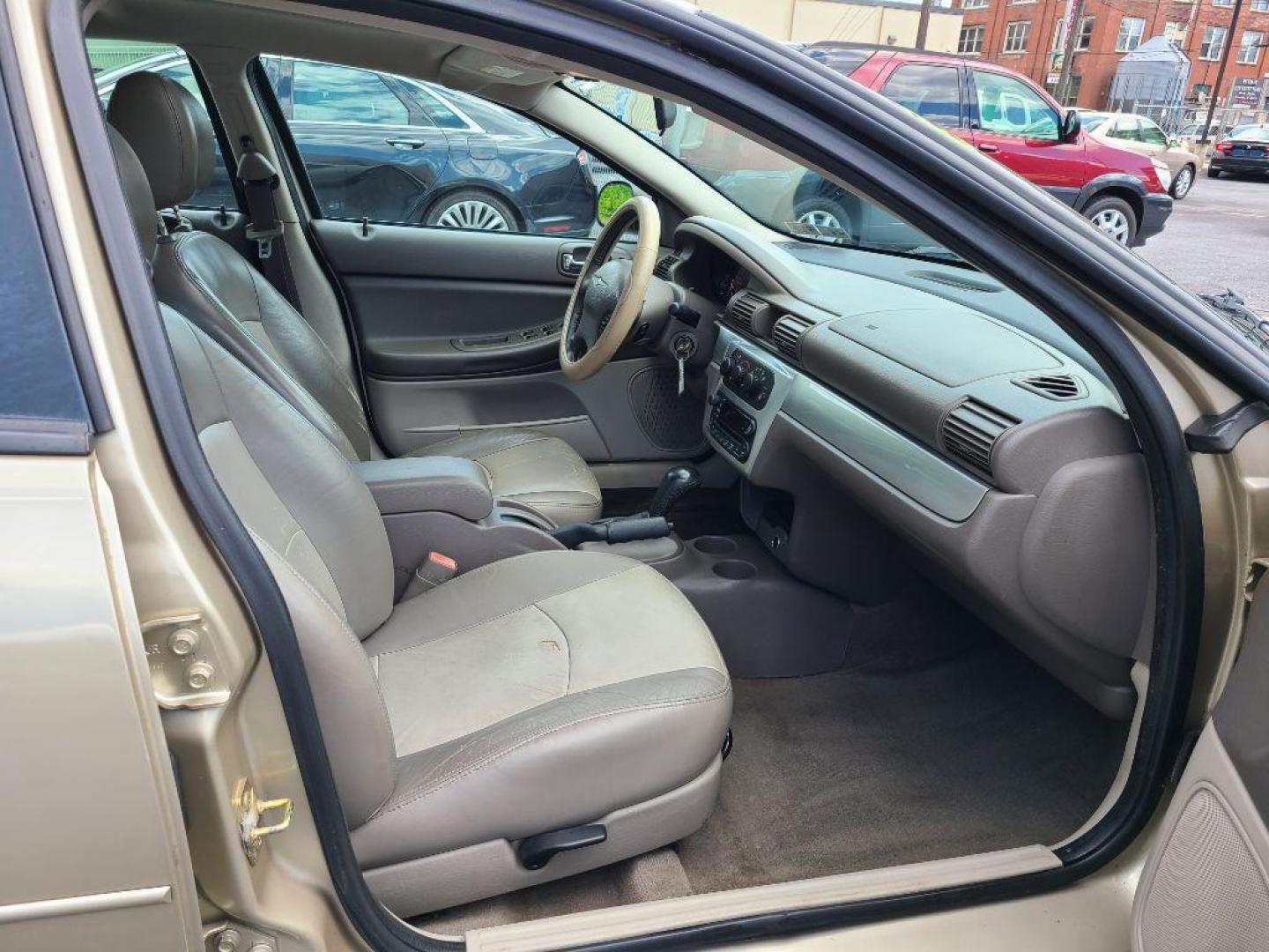 2005 GOLD CHRYSLER SEBRING TOURING (1C3EL56R55N) with an 2.7L engine, Automatic transmission, located at 117 North Cameron Street, Harrisburg, PA, 17101, (717) 963-8962, 40.267021, -76.875351 - WE FINANCE!!! Good Credit/ Bad Credit/ No Credit - ALL Trade-Ins Welcomed!!! ***Guaranteed Credit Approval*** APPLY ONLINE or CALL us TODAY ;) Internet Prices and Marketplace Prices are SPECIAL discounted ***CASH DEALS*** Retail Prices are higher. Please call us to discuss your cash and finan - Photo#9