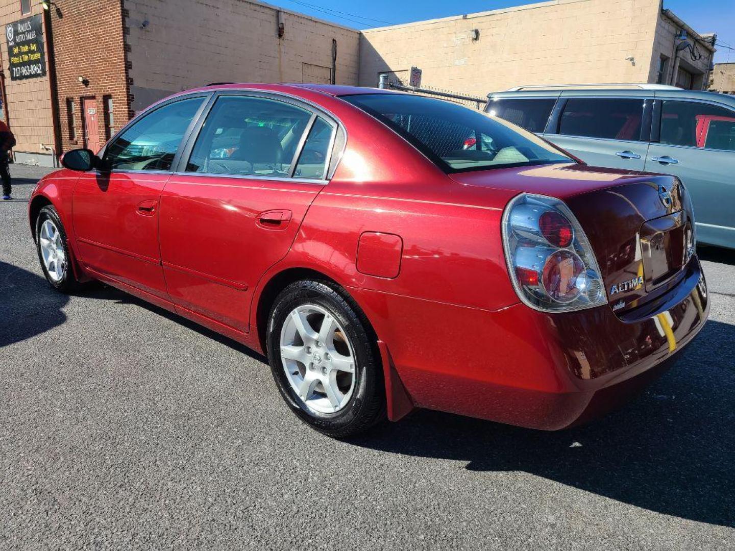 2005 RED NISSAN ALTIMA S (1N4AL11D45C) with an 2.5L engine, Automatic transmission, located at 7981 Paxton Street, Harrisburg, PA, 17111, (717) 561-2926, 40.261490, -76.749229 - WE FINANCE!!! Good Credit/ Bad Credit/ No Credit - ALL Trade-Ins Welcomed!!! ***Guaranteed Credit Approval*** APPLY ONLINE or CALL us TODAY ;) Internet Prices and Marketplace Prices are SPECIAL discounted ***CASH DEALS*** Retail Prices are higher. Please call us to discuss your cash and finan - Photo#4