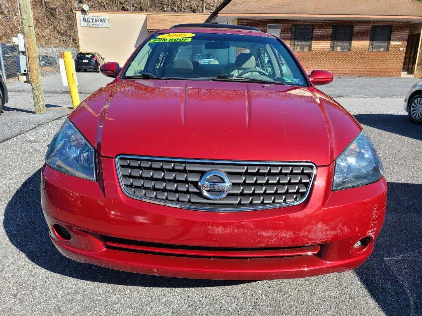 2005 RED NISSAN ALTIMA S (1N4AL11D45C) with an 2.5L engine, Automatic transmission, located at 7981 Paxton Street, Harrisburg, PA, 17111, (717) 561-2926, 40.261490, -76.749229 - WE FINANCE!!! Good Credit/ Bad Credit/ No Credit - ALL Trade-Ins Welcomed!!! ***Guaranteed Credit Approval*** APPLY ONLINE or CALL us TODAY ;) Internet Prices and Marketplace Prices are SPECIAL discounted ***CASH DEALS*** Retail Prices are higher. Please call us to discuss your cash and finan - Photo#7