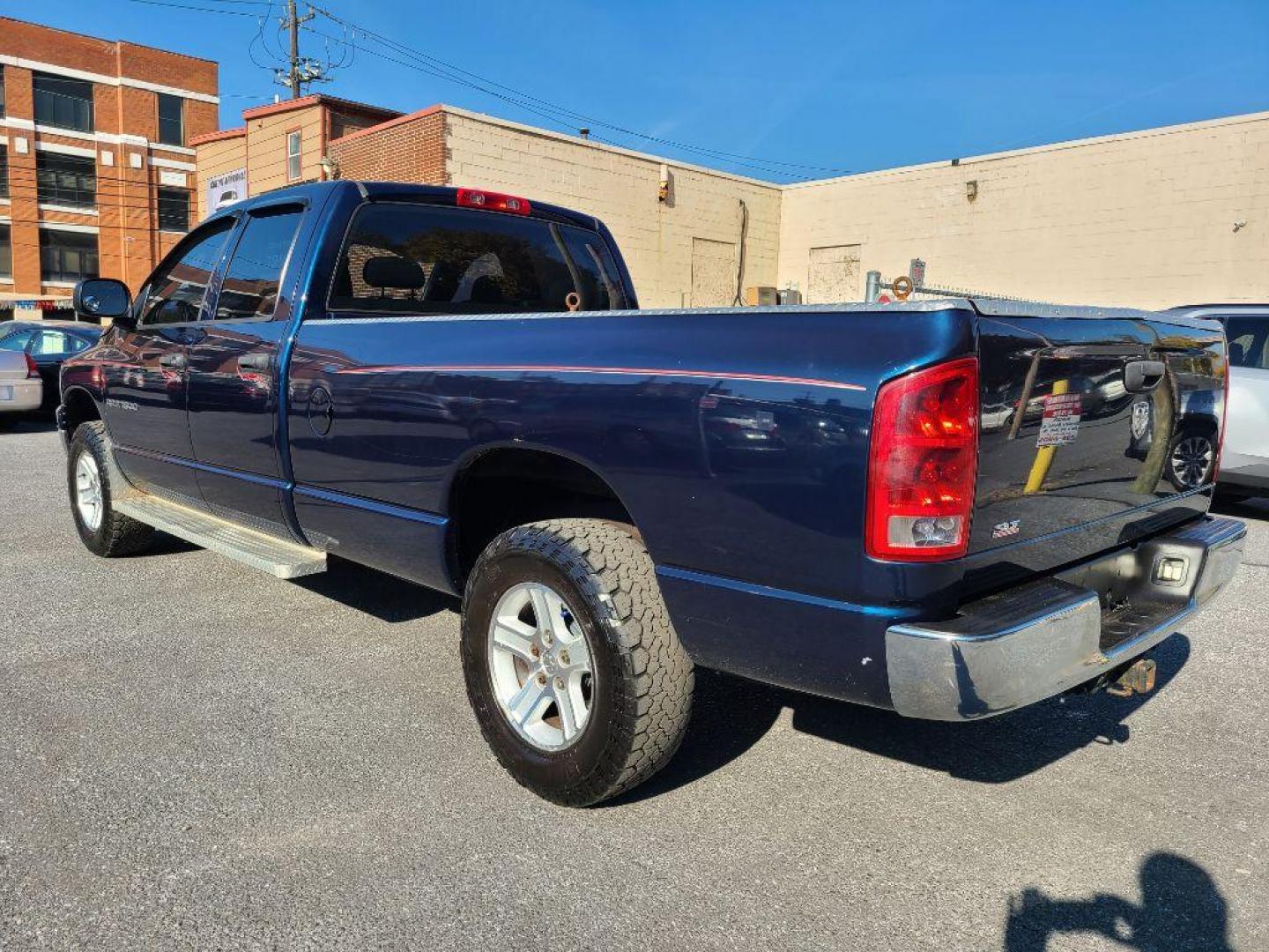 2006 BLUE DODGE RAM 1500 ST (1D7HU18N66J) with an 4.7L engine, Automatic transmission, located at 117 North Cameron Street, Harrisburg, PA, 17101, (717) 963-8962, 40.267021, -76.875351 - WE FINANCE!!! Good Credit/ Bad Credit/ No Credit - ALL Trade-Ins Welcomed!!! ***Guaranteed Credit Approval*** APPLY ONLINE or CALL us TODAY ;) Internet Prices and Marketplace Prices are SPECIAL discounted ***CASH DEALS*** Retail Prices are higher. Please call us to discuss your cash and finan - Photo#2