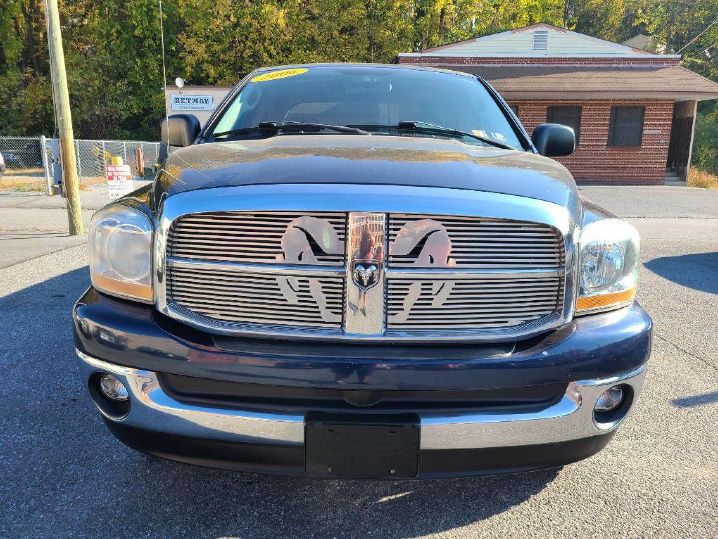 2006 BLUE DODGE RAM 1500 ST (1D7HU18N66J) with an 4.7L engine, Automatic transmission, located at 117 North Cameron Street, Harrisburg, PA, 17101, (717) 963-8962, 40.267021, -76.875351 - WE FINANCE!!! Good Credit/ Bad Credit/ No Credit - ALL Trade-Ins Welcomed!!! ***Guaranteed Credit Approval*** APPLY ONLINE or CALL us TODAY ;) Internet Prices and Marketplace Prices are SPECIAL discounted ***CASH DEALS*** Retail Prices are higher. Please call us to discuss your cash and finan - Photo#8