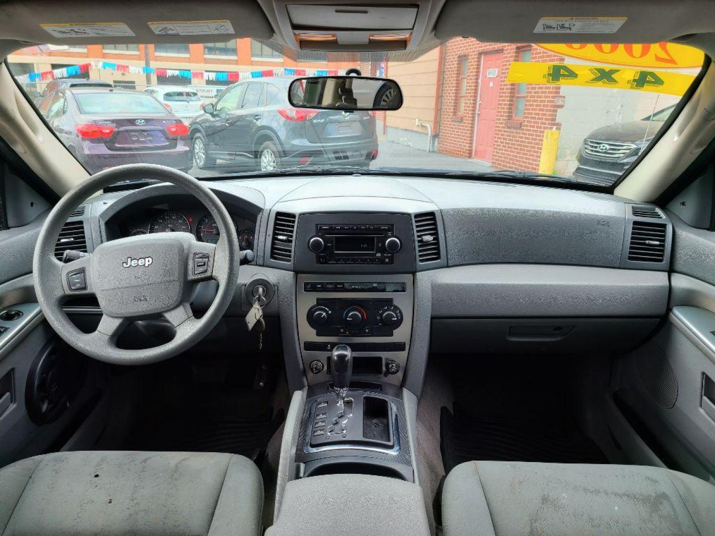 2006 BLUE JEEP GRAND CHEROKEE LAREDO (1J4GR48K46C) with an 3.7L engine, Automatic transmission, located at 117 North Cameron Street, Harrisburg, PA, 17101, (717) 963-8962, 40.267021, -76.875351 - WE FINANCE!!! Good Credit/ Bad Credit/ No Credit - ALL Trade-Ins Welcomed!!! ***Guaranteed Credit Approval*** APPLY ONLINE or CALL us TODAY ;) Internet Prices and Marketplace Prices are SPECIAL discounted ***CASH DEALS*** Retail Prices are higher. Please call us to discuss your cash and finan - Photo#9