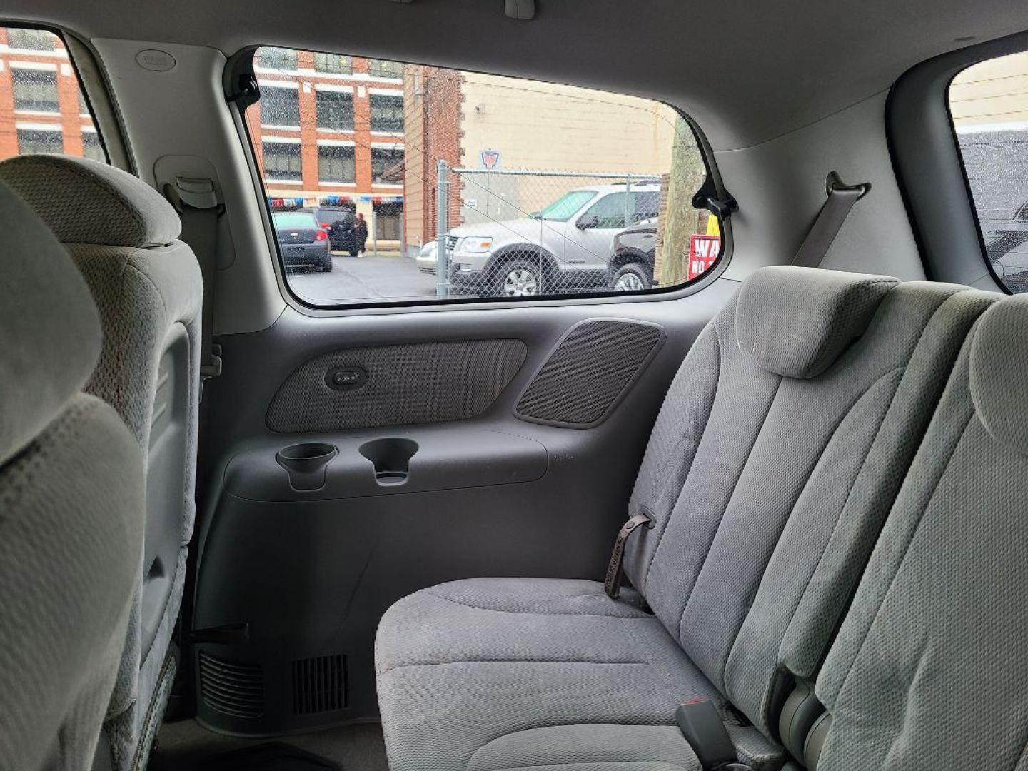 2006 SILVER KIA SEDONA EX (KNDMB233066) with an 3.8L engine, Automatic transmission, located at 7981 Paxton Street, Harrisburg, PA, 17111, (717) 561-2926, 40.261490, -76.749229 - WE FINANCE!!! Good Credit/ Bad Credit/ No Credit - ALL Trade-Ins Welcomed!!! ***Guaranteed Credit Approval*** APPLY ONLINE or CALL us TODAY ;) Internet Prices and Marketplace Prices are SPECIAL discounted ***CASH DEALS*** Retail Prices are higher. Please call us to discuss your cash and finan - Photo#14