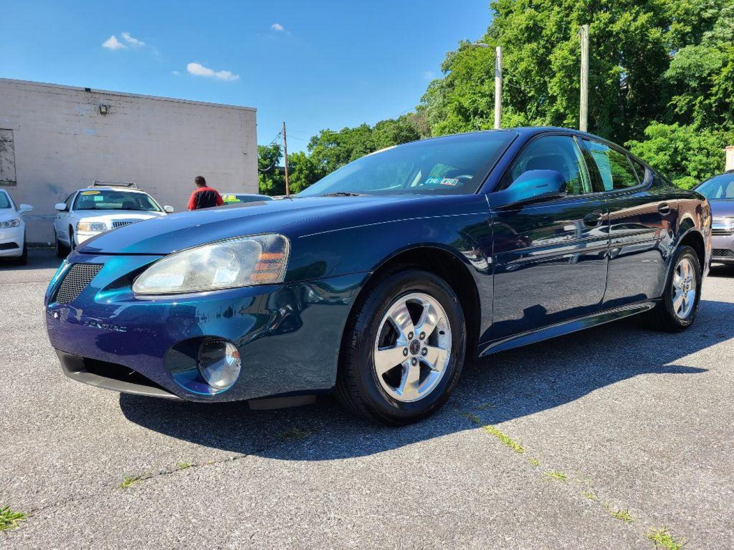 2006 GREEN PONTIAC GRAND PRIX BASE (2G2WP552561) with an 3.8L engine, Automatic transmission, located at 117 North Cameron Street, Harrisburg, PA, 17101, (717) 963-8962, 40.267021, -76.875351 - WE FINANCE!!! Good Credit/ Bad Credit/ No Credit - ALL Trade-Ins Welcomed!!! ***Guaranteed Credit Approval*** APPLY ONLINE or CALL us TODAY ;) Internet Prices and Marketplace Prices are SPECIAL discounted ***CASH DEALS*** Retail Prices are higher. Please call us to discuss your cash and finan - Photo#0