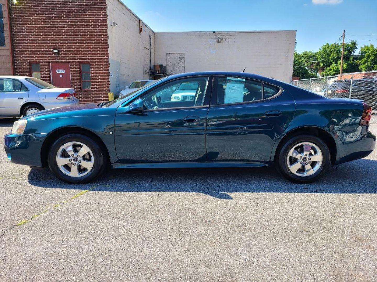 2006 GREEN PONTIAC GRAND PRIX BASE (2G2WP552561) with an 3.8L engine, Automatic transmission, located at 117 North Cameron Street, Harrisburg, PA, 17101, (717) 963-8962, 40.267021, -76.875351 - WE FINANCE!!! Good Credit/ Bad Credit/ No Credit - ALL Trade-Ins Welcomed!!! ***Guaranteed Credit Approval*** APPLY ONLINE or CALL us TODAY ;) Internet Prices and Marketplace Prices are SPECIAL discounted ***CASH DEALS*** Retail Prices are higher. Please call us to discuss your cash and finan - Photo#1