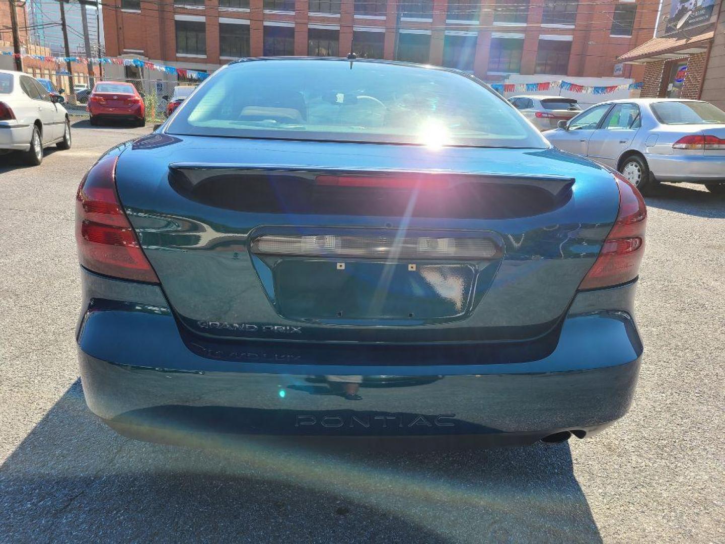 2006 GREEN PONTIAC GRAND PRIX BASE (2G2WP552561) with an 3.8L engine, Automatic transmission, located at 117 North Cameron Street, Harrisburg, PA, 17101, (717) 963-8962, 40.267021, -76.875351 - WE FINANCE!!! Good Credit/ Bad Credit/ No Credit - ALL Trade-Ins Welcomed!!! ***Guaranteed Credit Approval*** APPLY ONLINE or CALL us TODAY ;) Internet Prices and Marketplace Prices are SPECIAL discounted ***CASH DEALS*** Retail Prices are higher. Please call us to discuss your cash and finan - Photo#3