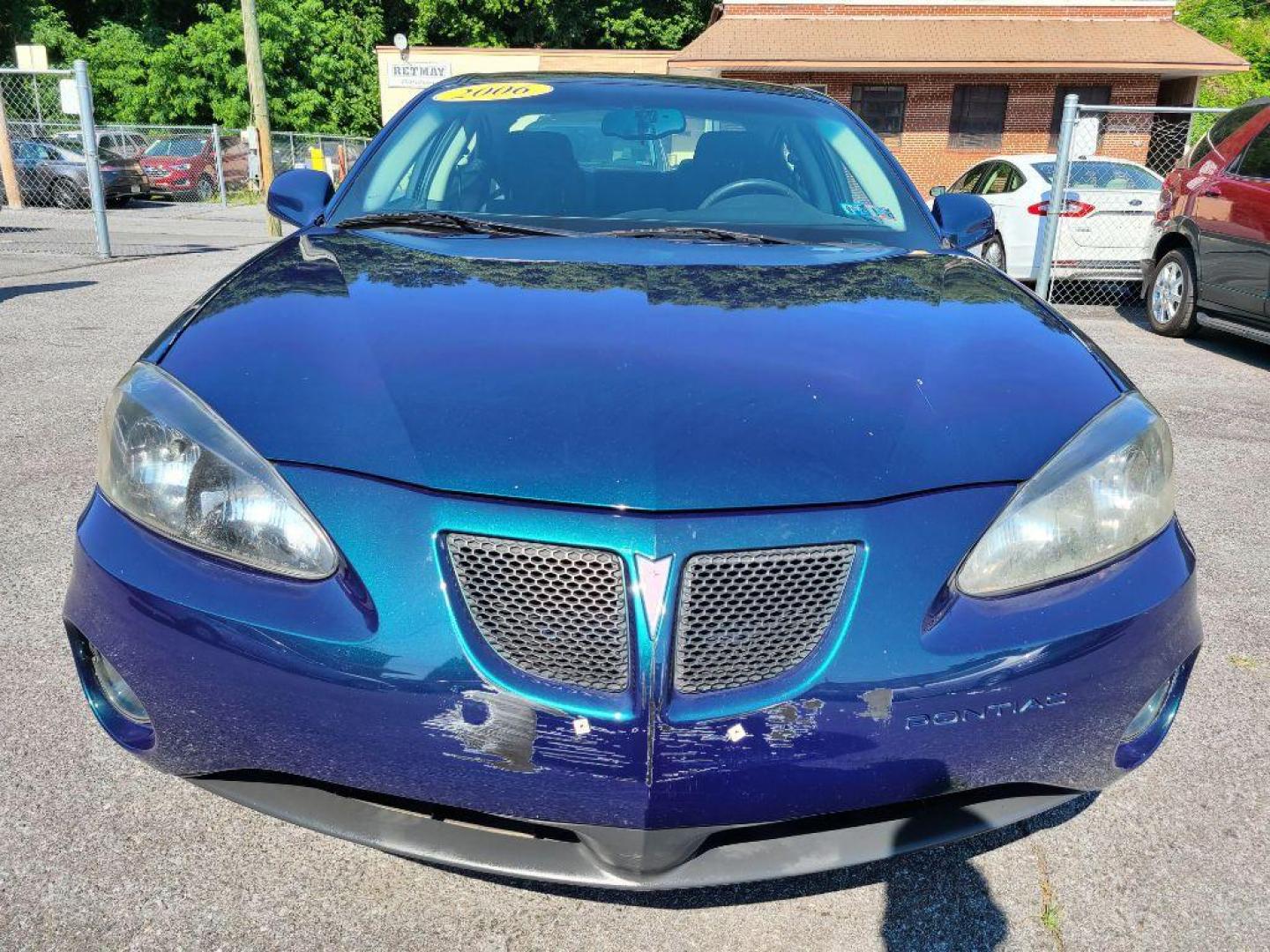 2006 GREEN PONTIAC GRAND PRIX BASE (2G2WP552561) with an 3.8L engine, Automatic transmission, located at 117 North Cameron Street, Harrisburg, PA, 17101, (717) 963-8962, 40.267021, -76.875351 - WE FINANCE!!! Good Credit/ Bad Credit/ No Credit - ALL Trade-Ins Welcomed!!! ***Guaranteed Credit Approval*** APPLY ONLINE or CALL us TODAY ;) Internet Prices and Marketplace Prices are SPECIAL discounted ***CASH DEALS*** Retail Prices are higher. Please call us to discuss your cash and finan - Photo#7