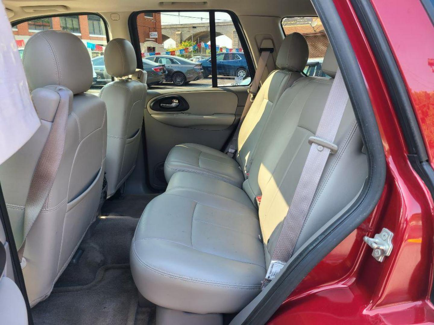 2007 RED CHEVROLET TRAILBLAZER LS (1GNDT13S872) with an 4.2L engine, Automatic transmission, located at 117 North Cameron Street, Harrisburg, PA, 17101, (717) 963-8962, 40.267021, -76.875351 - WE FINANCE!!! Good Credit/ Bad Credit/ No Credit - ALL Trade-Ins Welcomed!!! ***Guaranteed Credit Approval*** APPLY ONLINE or CALL us TODAY ;) Internet Prices and Marketplace Prices are SPECIAL discounted ***CASH DEALS*** Retail Prices are higher. Please call us to discuss your cash and finan - Photo#13