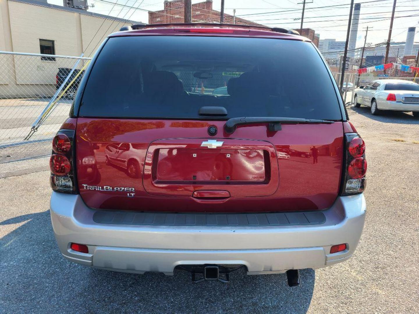 2007 RED CHEVROLET TRAILBLAZER LS (1GNDT13S872) with an 4.2L engine, Automatic transmission, located at 117 North Cameron Street, Harrisburg, PA, 17101, (717) 963-8962, 40.267021, -76.875351 - WE FINANCE!!! Good Credit/ Bad Credit/ No Credit - ALL Trade-Ins Welcomed!!! ***Guaranteed Credit Approval*** APPLY ONLINE or CALL us TODAY ;) Internet Prices and Marketplace Prices are SPECIAL discounted ***CASH DEALS*** Retail Prices are higher. Please call us to discuss your cash and finan - Photo#3