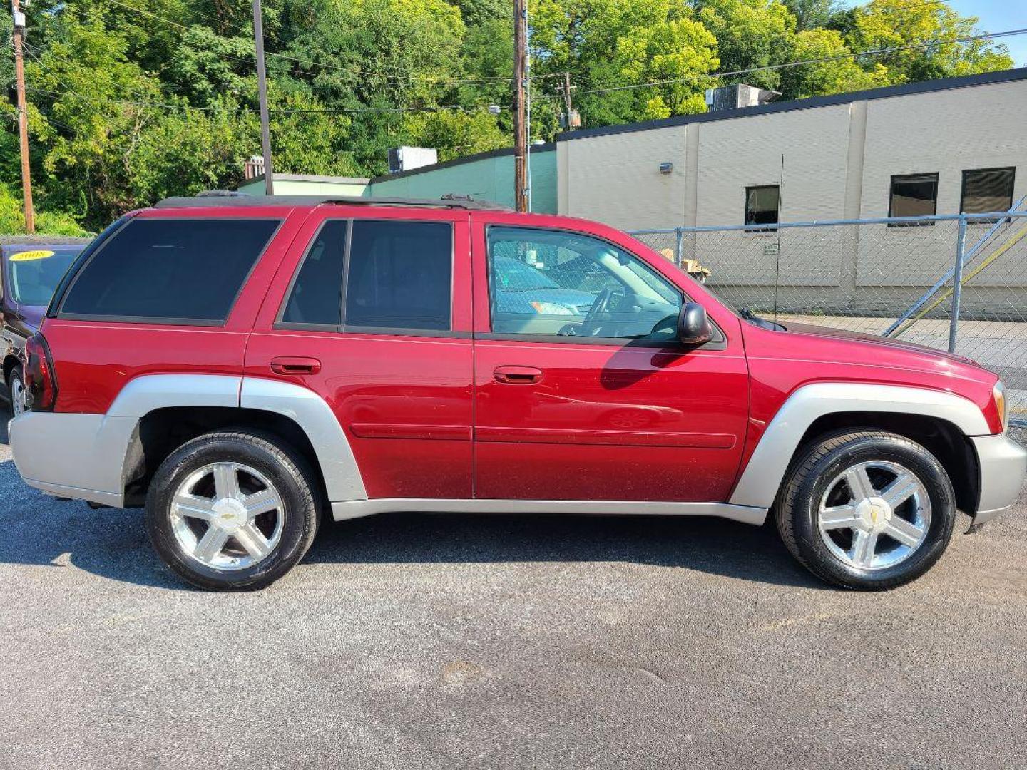 2007 RED CHEVROLET TRAILBLAZER LS (1GNDT13S872) with an 4.2L engine, Automatic transmission, located at 117 North Cameron Street, Harrisburg, PA, 17101, (717) 963-8962, 40.267021, -76.875351 - WE FINANCE!!! Good Credit/ Bad Credit/ No Credit - ALL Trade-Ins Welcomed!!! ***Guaranteed Credit Approval*** APPLY ONLINE or CALL us TODAY ;) Internet Prices and Marketplace Prices are SPECIAL discounted ***CASH DEALS*** Retail Prices are higher. Please call us to discuss your cash and finan - Photo#5