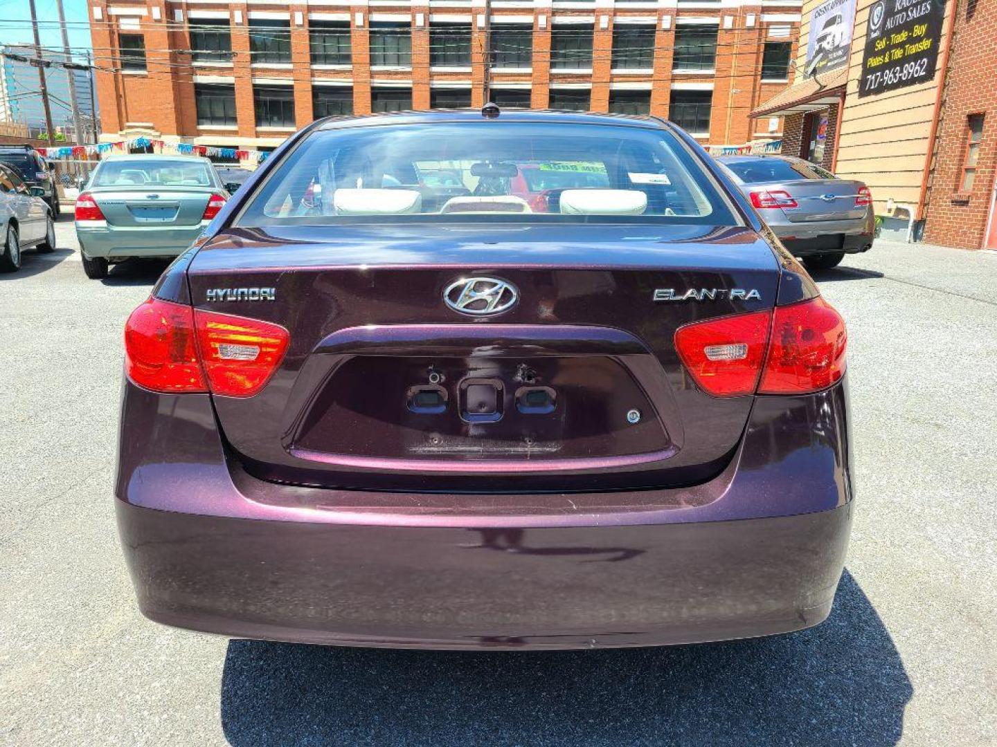 2007 BURGUN HYUNDAI ELANTRA GLS (KMHDU46D67U) with an 2.0L engine, Automatic transmission, located at 7981 Paxton Street, Harrisburg, PA, 17111, (717) 561-2926, 40.261490, -76.749229 - WE FINANCE!!! Good Credit/ Bad Credit/ No Credit - ALL Trade-Ins Welcomed!!! ***Guaranteed Credit Approval*** APPLY ONLINE or CALL us TODAY ;) Internet Prices and Marketplace Prices are SPECIAL discounted ***CASH DEALS*** Retail Prices are higher. Please call us to discuss your cash and finan - Photo#3