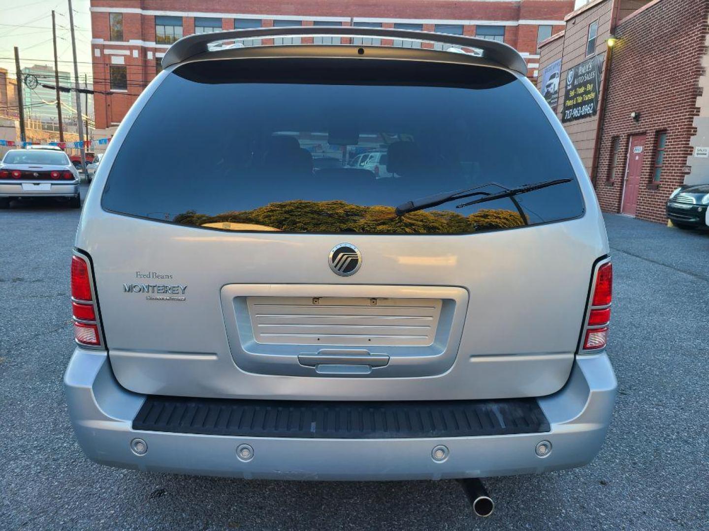 2007 SILVER MERCURY MONTEREY LUXURY (2MRDA22247B) with an 4.2L engine, Automatic transmission, located at 117 North Cameron Street, Harrisburg, PA, 17101, (717) 963-8962, 40.267021, -76.875351 - WE FINANCE!!! Good Credit/ Bad Credit/ No Credit - ALL Trade-Ins Welcomed!!! ***Guaranteed Credit Approval*** APPLY ONLINE or CALL us TODAY ;) Internet Prices and Marketplace Prices are SPECIAL discounted ***CASH DEALS*** Retail Prices are higher. Please call us to discuss your cash and finan - Photo#3