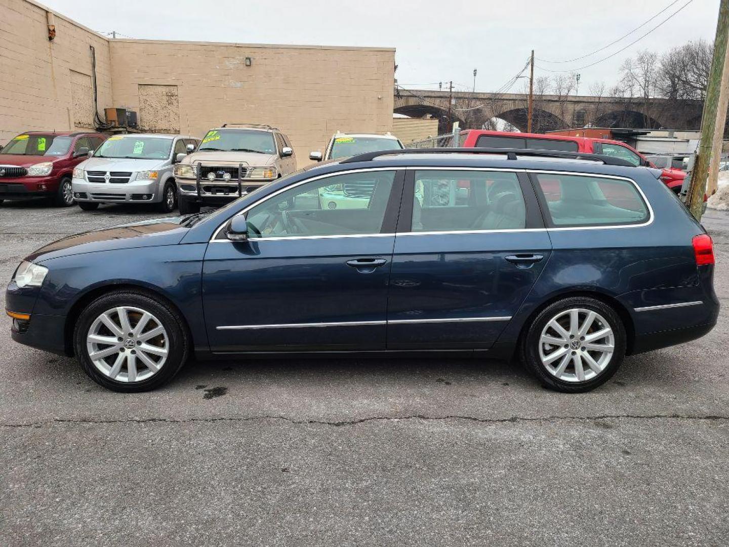 2007 BLUE VOLKSWAGEN PASSAT 3.6L 4MOTION WAGON LUXURY (WVWVU73C27E) with an 3.6L engine, Automatic transmission, located at 117 North Cameron Street, Harrisburg, PA, 17101, (717) 963-8962, 40.267021, -76.875351 - WE FINANCE!!! Good Credit/ Bad Credit/ No Credit - ALL Trade-Ins Welcomed!!! ***Guaranteed Credit Approval*** APPLY ONLINE or CALL us TODAY ;) Internet Prices and Marketplace Prices are SPECIAL discounted ***CASH DEALS*** Retail Prices are higher. Please call us to discuss your cash and finan - Photo#1