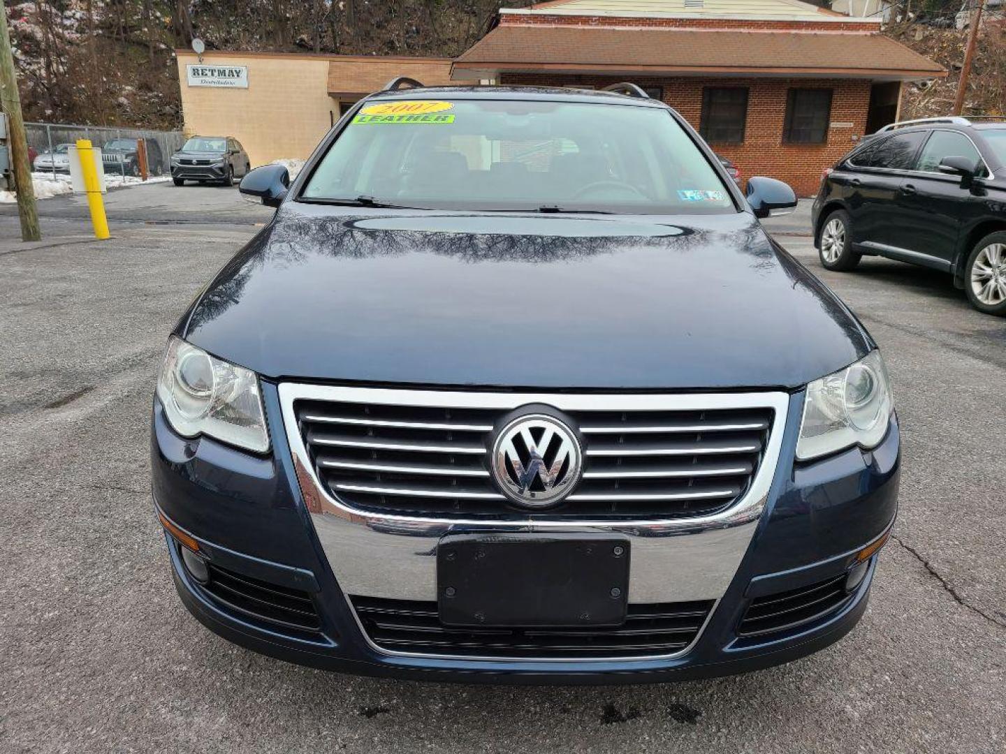 2007 BLUE VOLKSWAGEN PASSAT 3.6L 4MOTION WAGON LUXURY (WVWVU73C27E) with an 3.6L engine, Automatic transmission, located at 117 North Cameron Street, Harrisburg, PA, 17101, (717) 963-8962, 40.267021, -76.875351 - WE FINANCE!!! Good Credit/ Bad Credit/ No Credit - ALL Trade-Ins Welcomed!!! ***Guaranteed Credit Approval*** APPLY ONLINE or CALL us TODAY ;) Internet Prices and Marketplace Prices are SPECIAL discounted ***CASH DEALS*** Retail Prices are higher. Please call us to discuss your cash and finan - Photo#7