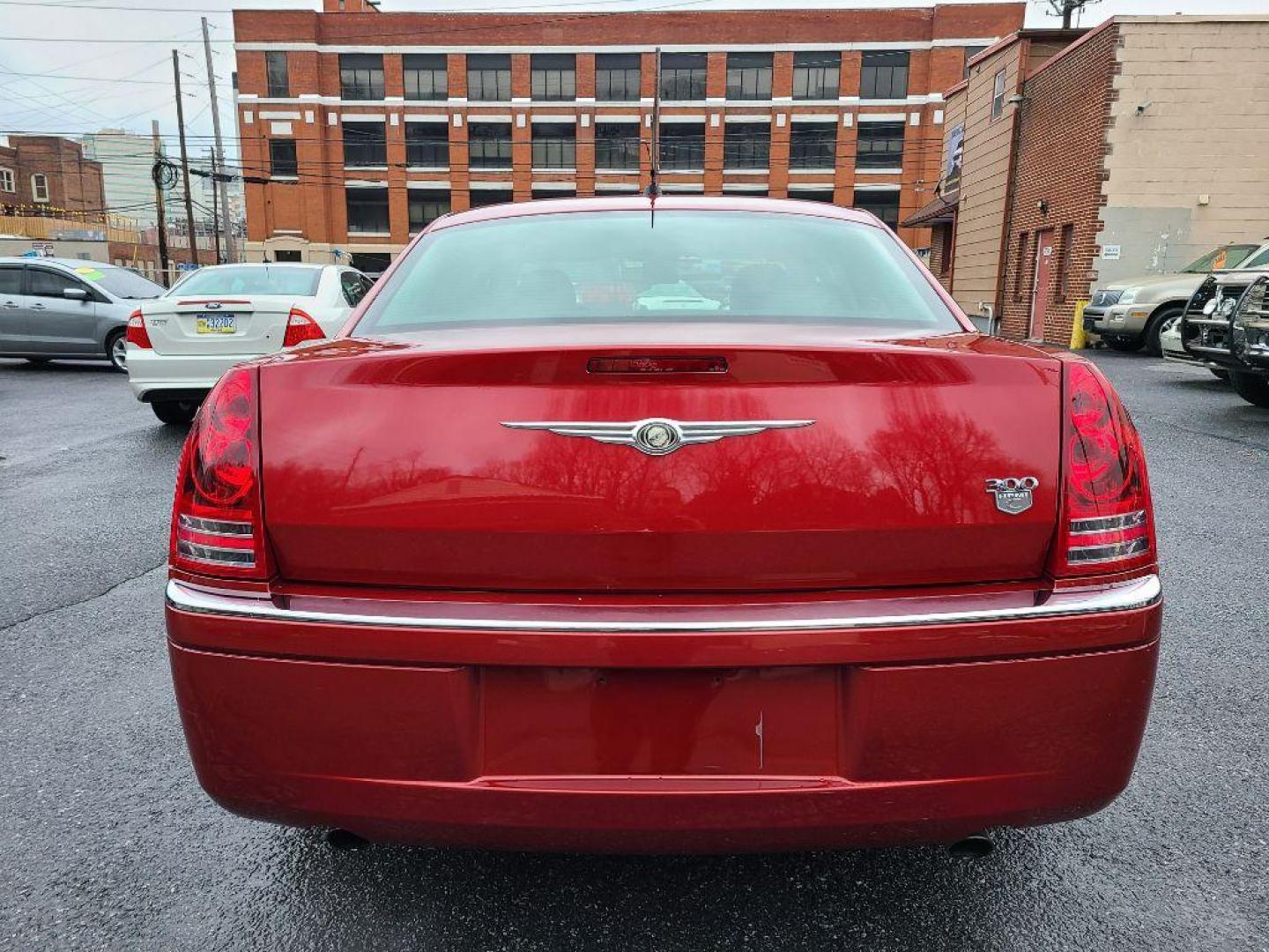 2008 RED CHRYSLER 300C (2C3KA63H38H) with an 5.7L engine, Automatic transmission, located at 117 North Cameron Street, Harrisburg, PA, 17101, (717) 963-8962, 40.267021, -76.875351 - WE FINANCE!!! Good Credit/ Bad Credit/ No Credit - ALL Trade-Ins Welcomed!!! ***Guaranteed Credit Approval*** APPLY ONLINE or CALL us TODAY ;) Internet Prices and Marketplace Prices are SPECIAL discounted ***CASH DEALS*** Retail Prices are higher. Please call us to discuss your cash and finan - Photo#3