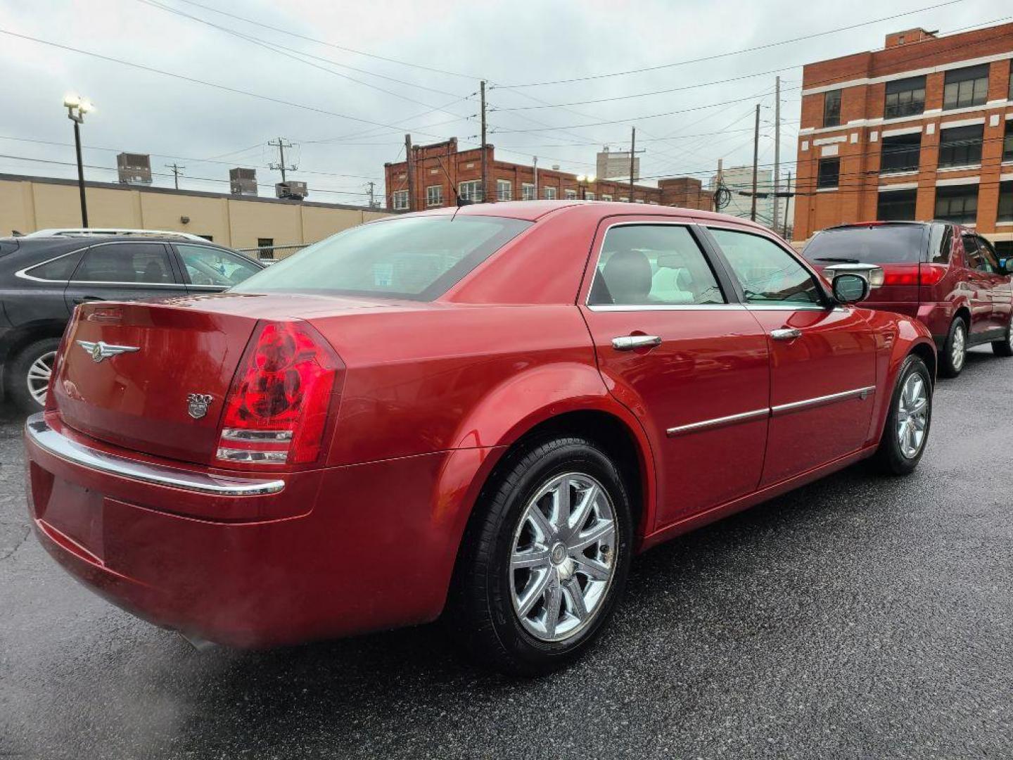 2008 RED CHRYSLER 300C (2C3KA63H38H) with an 5.7L engine, Automatic transmission, located at 117 North Cameron Street, Harrisburg, PA, 17101, (717) 963-8962, 40.267021, -76.875351 - WE FINANCE!!! Good Credit/ Bad Credit/ No Credit - ALL Trade-Ins Welcomed!!! ***Guaranteed Credit Approval*** APPLY ONLINE or CALL us TODAY ;) Internet Prices and Marketplace Prices are SPECIAL discounted ***CASH DEALS*** Retail Prices are higher. Please call us to discuss your cash and finan - Photo#4