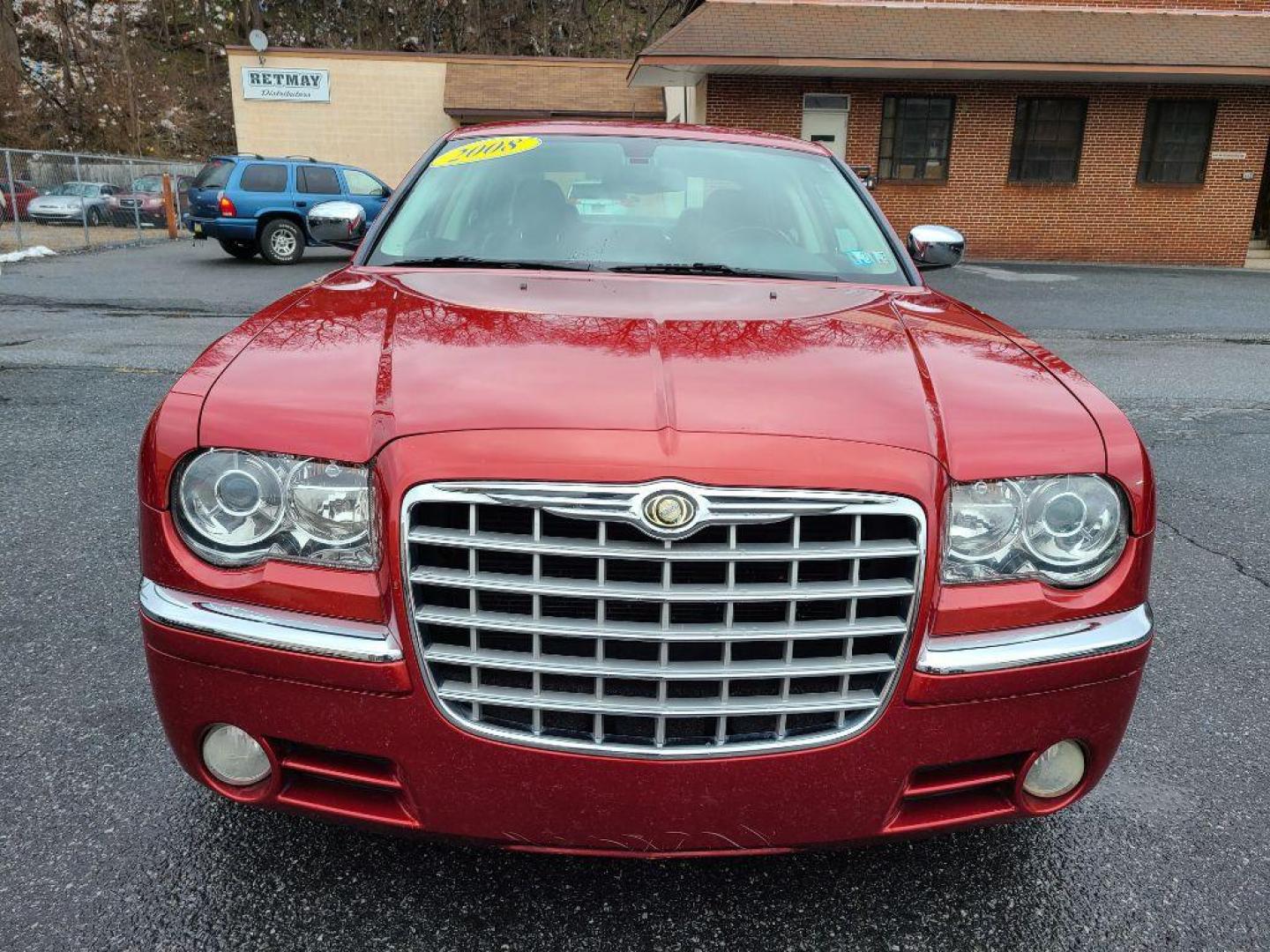 2008 RED CHRYSLER 300C (2C3KA63H38H) with an 5.7L engine, Automatic transmission, located at 117 North Cameron Street, Harrisburg, PA, 17101, (717) 963-8962, 40.267021, -76.875351 - WE FINANCE!!! Good Credit/ Bad Credit/ No Credit - ALL Trade-Ins Welcomed!!! ***Guaranteed Credit Approval*** APPLY ONLINE or CALL us TODAY ;) Internet Prices and Marketplace Prices are SPECIAL discounted ***CASH DEALS*** Retail Prices are higher. Please call us to discuss your cash and finan - Photo#7