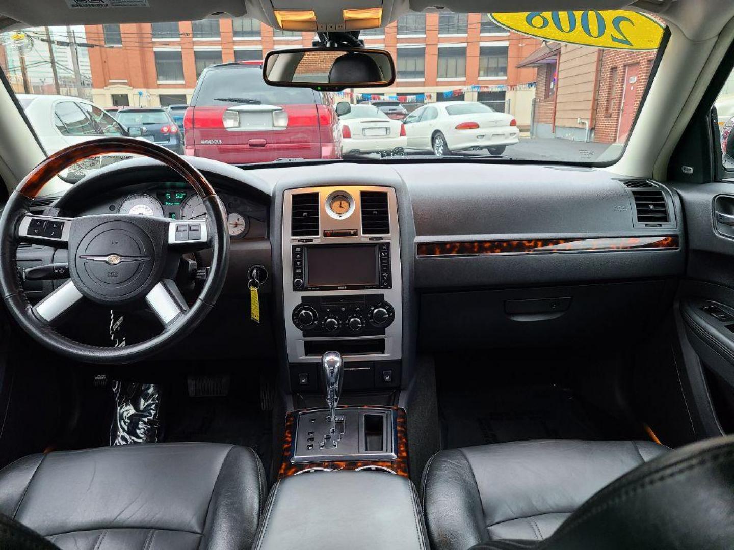 2008 RED CHRYSLER 300C (2C3KA63H38H) with an 5.7L engine, Automatic transmission, located at 117 North Cameron Street, Harrisburg, PA, 17101, (717) 963-8962, 40.267021, -76.875351 - WE FINANCE!!! Good Credit/ Bad Credit/ No Credit - ALL Trade-Ins Welcomed!!! ***Guaranteed Credit Approval*** APPLY ONLINE or CALL us TODAY ;) Internet Prices and Marketplace Prices are SPECIAL discounted ***CASH DEALS*** Retail Prices are higher. Please call us to discuss your cash and finan - Photo#8