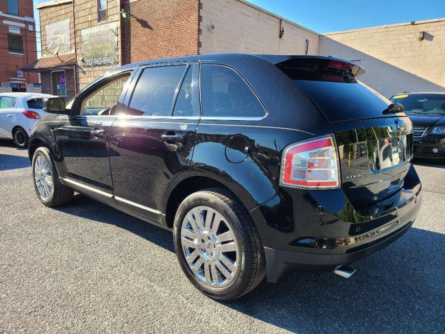 2008 BLACK FORD EDGE LIMITED (2FMDK49C58B) with an 3.5L engine, Automatic transmission, located at 117 North Cameron Street, Harrisburg, PA, 17101, (717) 963-8962, 40.267021, -76.875351 - WE FINANCE!!! Good Credit/ Bad Credit/ No Credit - ALL Trade-Ins Welcomed!!! ***Guaranteed Credit Approval*** APPLY ONLINE or CALL us TODAY ;) Internet Prices and Marketplace Prices are SPECIAL discounted ***CASH DEALS*** Retail Prices are higher. Please call us to discuss your cash and finan - Photo#2