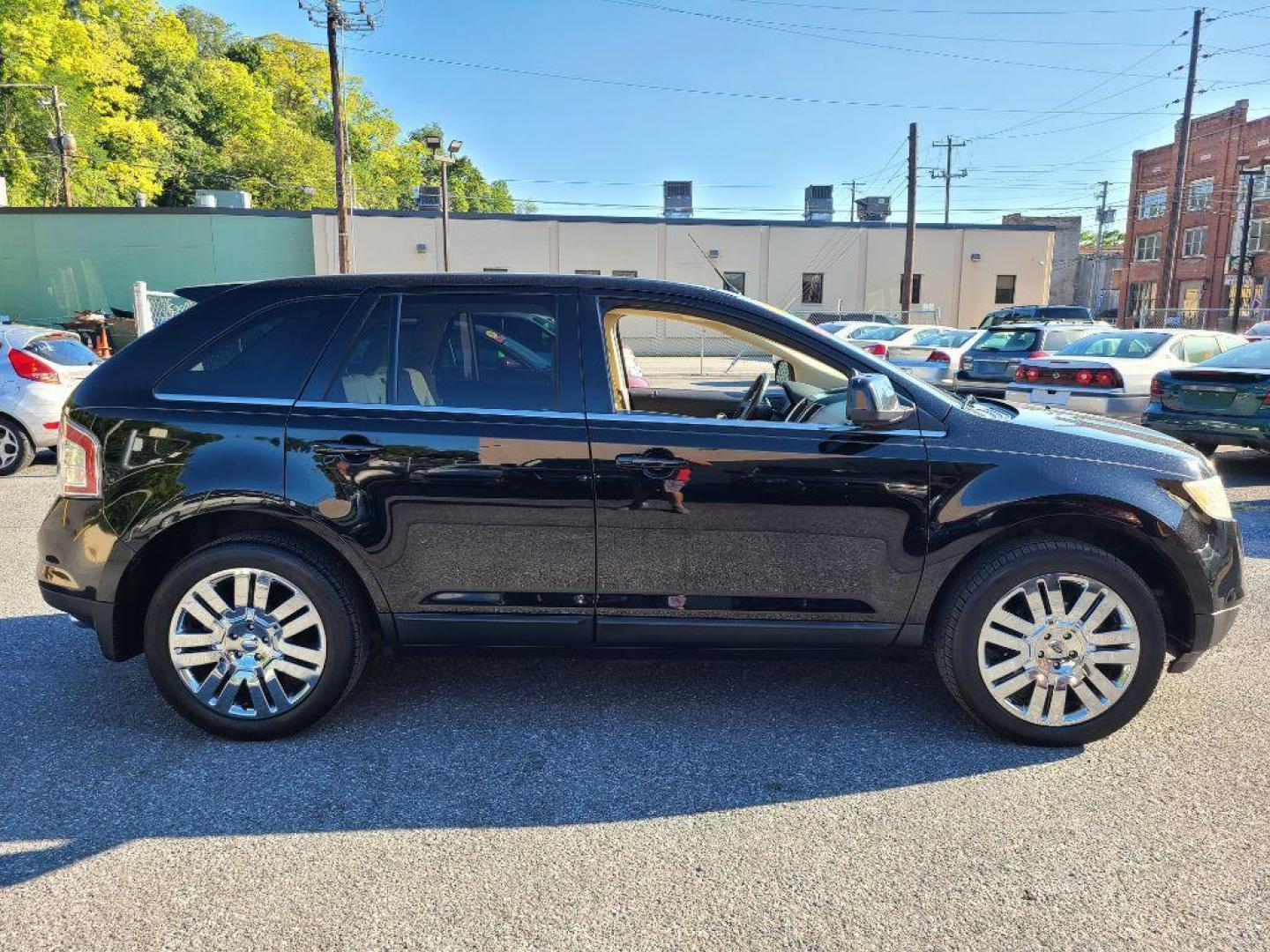 2008 BLACK FORD EDGE LIMITED (2FMDK49C58B) with an 3.5L engine, Automatic transmission, located at 117 North Cameron Street, Harrisburg, PA, 17101, (717) 963-8962, 40.267021, -76.875351 - WE FINANCE!!! Good Credit/ Bad Credit/ No Credit - ALL Trade-Ins Welcomed!!! ***Guaranteed Credit Approval*** APPLY ONLINE or CALL us TODAY ;) Internet Prices and Marketplace Prices are SPECIAL discounted ***CASH DEALS*** Retail Prices are higher. Please call us to discuss your cash and finan - Photo#5