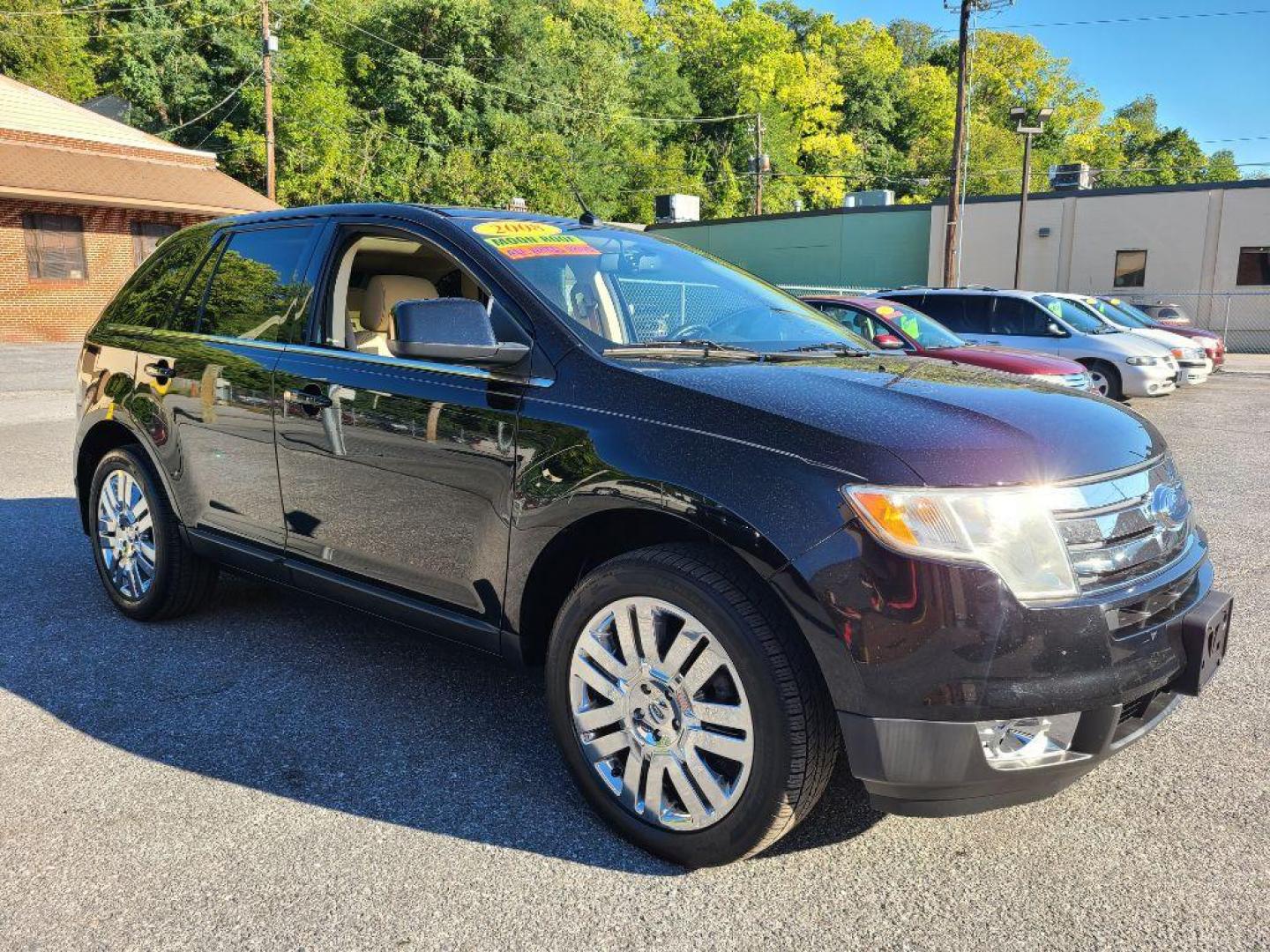 2008 BLACK FORD EDGE LIMITED (2FMDK49C58B) with an 3.5L engine, Automatic transmission, located at 117 North Cameron Street, Harrisburg, PA, 17101, (717) 963-8962, 40.267021, -76.875351 - WE FINANCE!!! Good Credit/ Bad Credit/ No Credit - ALL Trade-Ins Welcomed!!! ***Guaranteed Credit Approval*** APPLY ONLINE or CALL us TODAY ;) Internet Prices and Marketplace Prices are SPECIAL discounted ***CASH DEALS*** Retail Prices are higher. Please call us to discuss your cash and finan - Photo#6